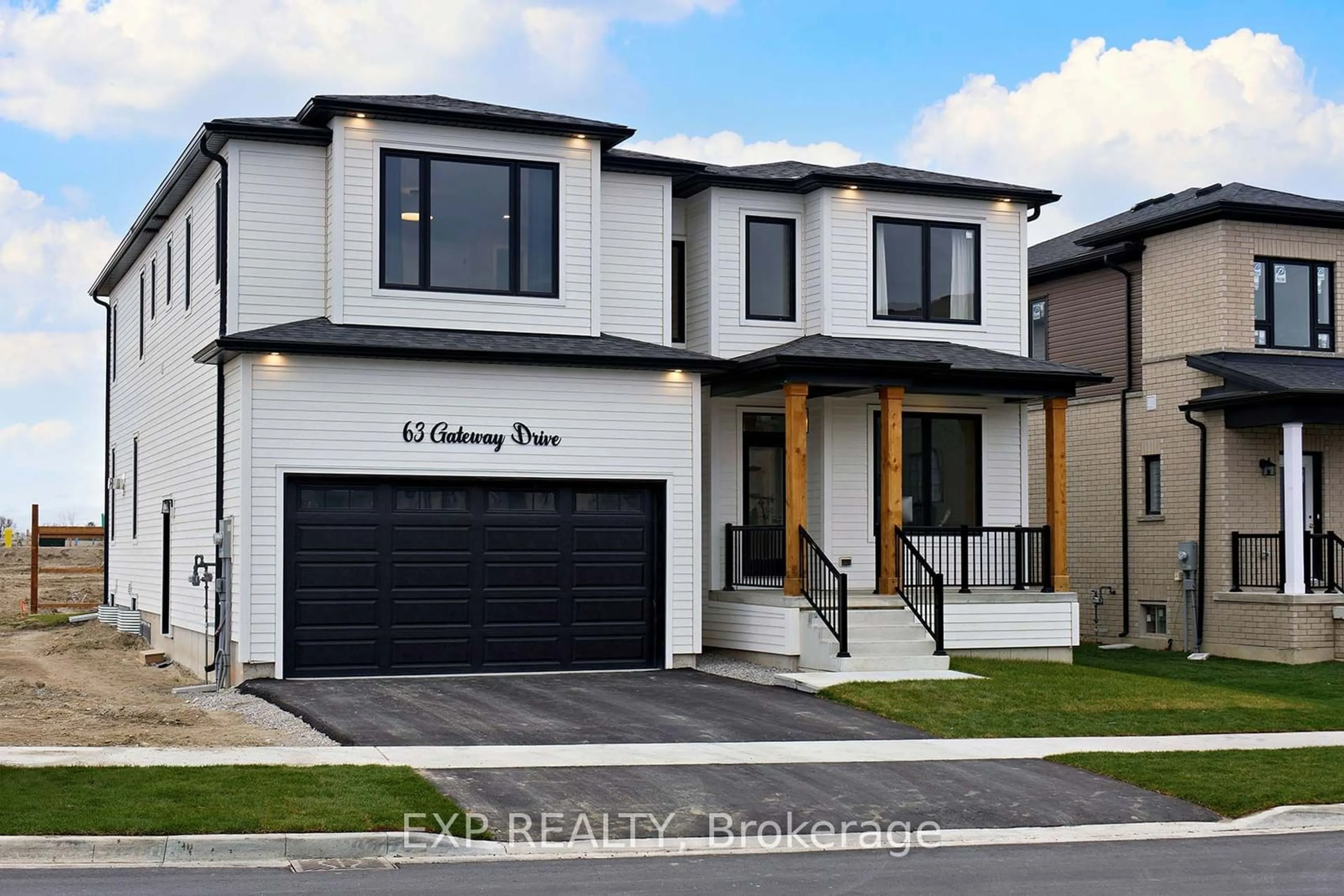 Frontside or backside of a home, the street view for 63 Gateway Dr, Barrie Ontario L9C 0C2