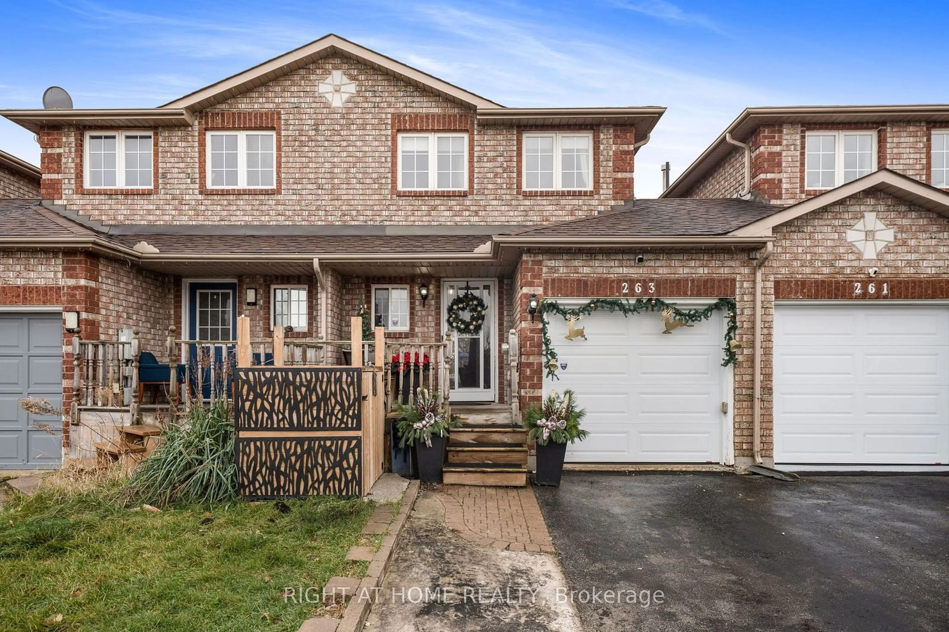 Home with brick exterior material for 263 DUNSMORE Lane, Barrie Ontario L4M 7A7