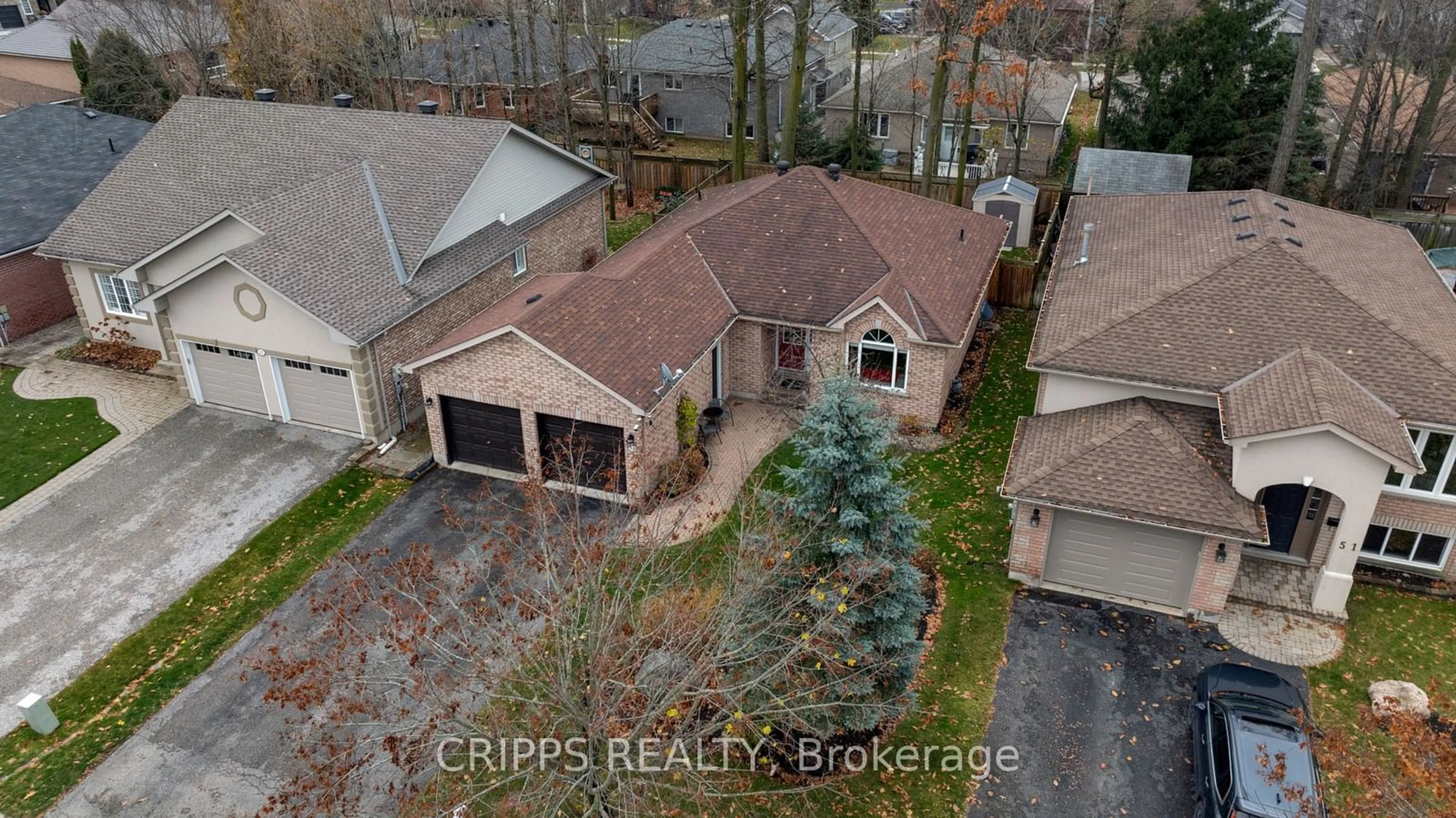 Frontside or backside of a home, the street view for 53 Monique Cres, Barrie Ontario L4M 6Y4