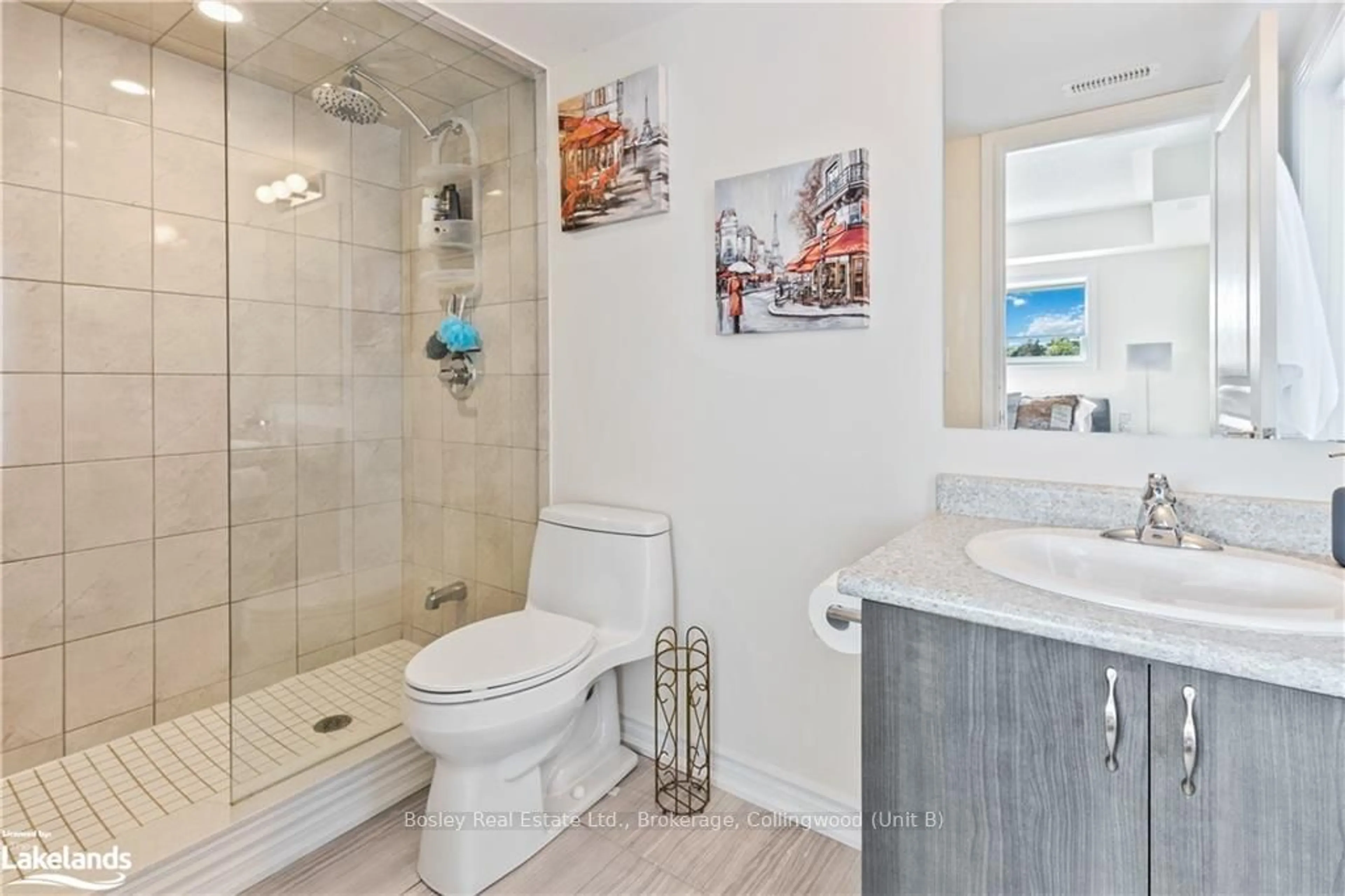 Standard bathroom, ceramic floors for 4 ANCHORAGE Cres #101, Collingwood Ontario L9Y 0Y6