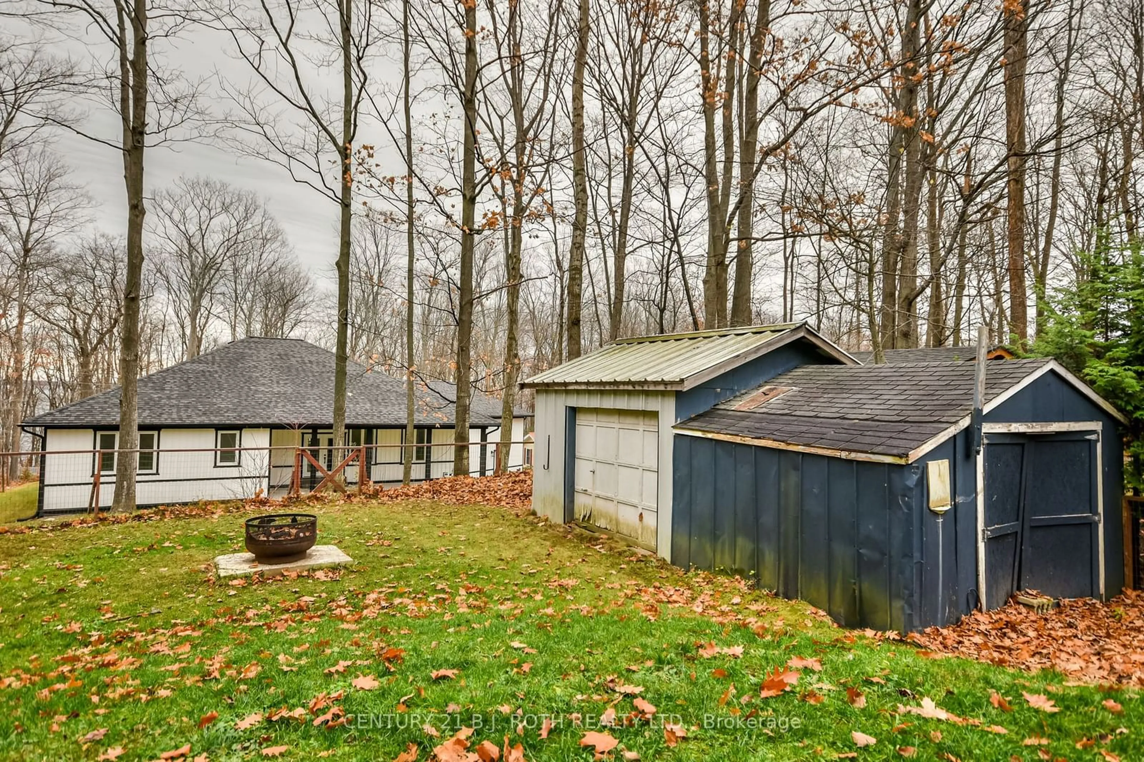 Shed for 53 Polish Ave, Penetanguishene Ontario L9M 1W8