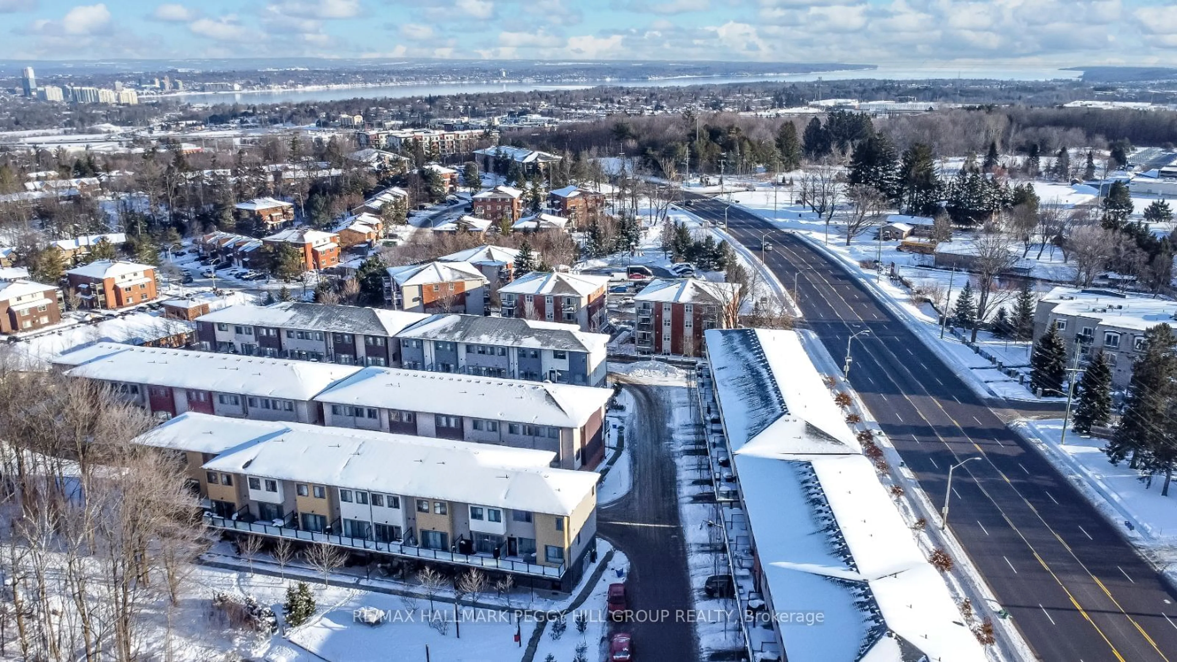 A pic from outside/outdoor area/front of a property/back of a property/a pic from drone, city buildings view from balcony for 369 Essa Rd #14, Barrie Ontario L4N 9C8