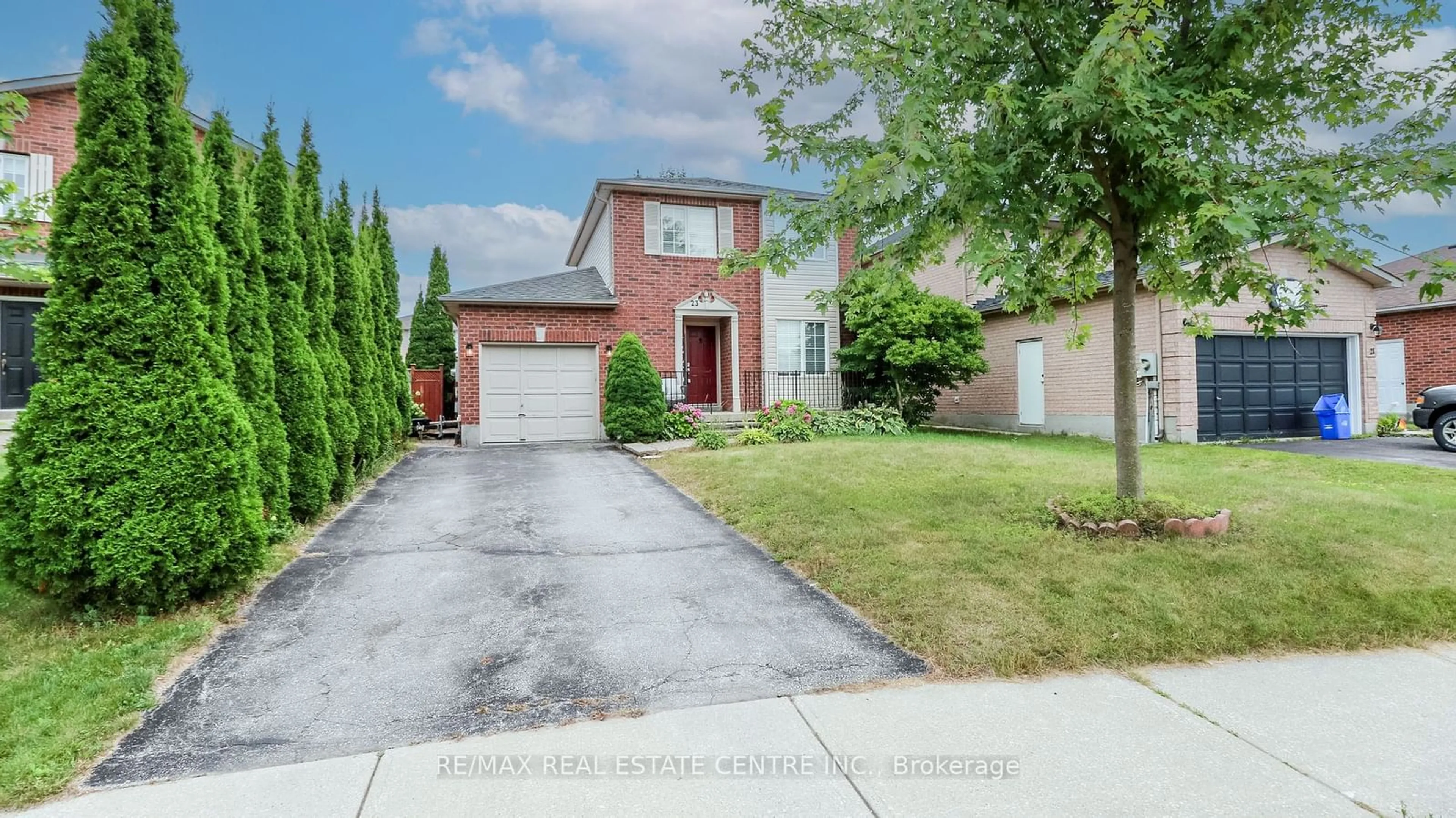 Frontside or backside of a home, the street view for 23 Wice Rd, Barrie Ontario L4N 8S4