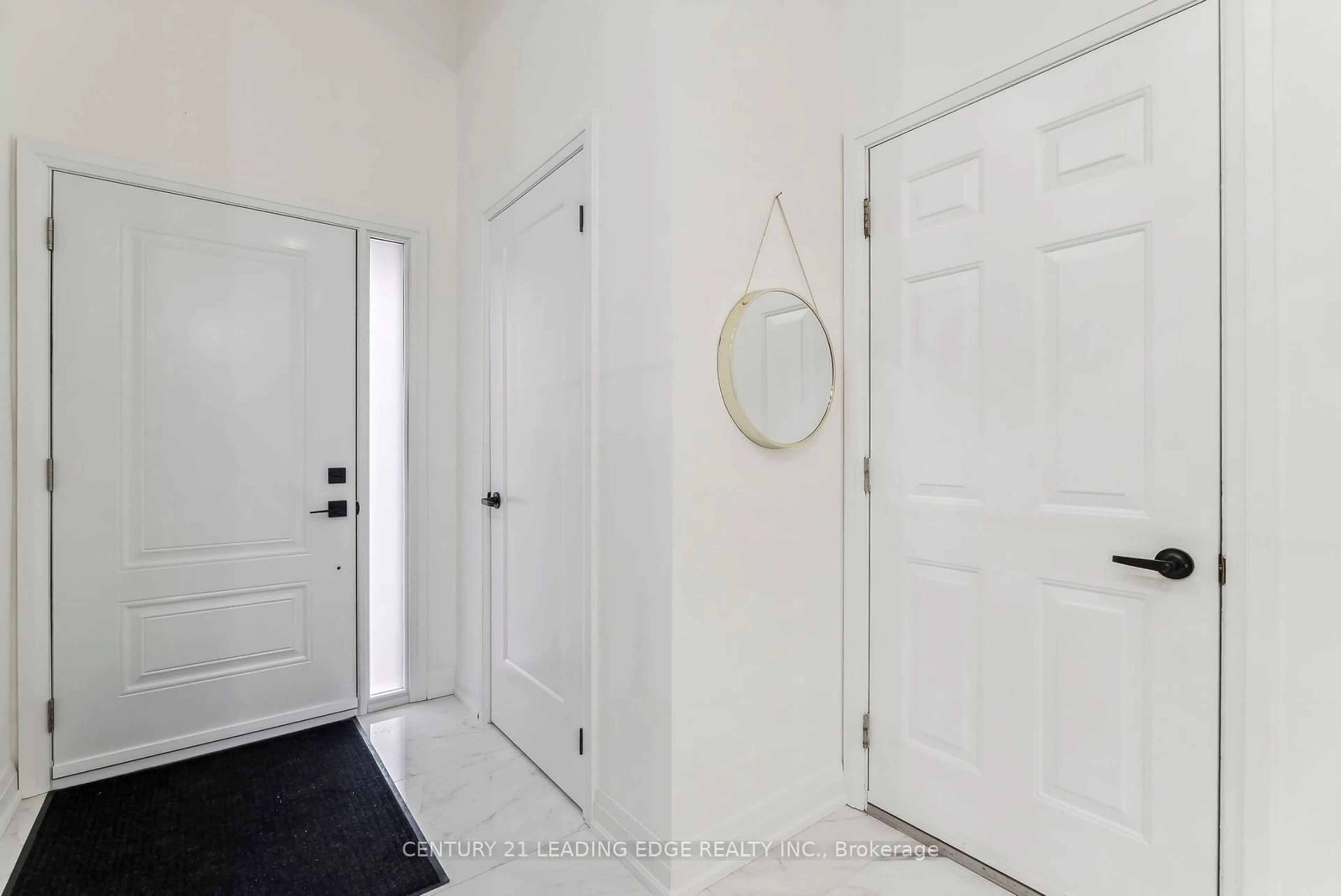 Indoor entryway, not visible floor for 95 WOODSIDE Dr, Orillia Ontario L3V 7N7