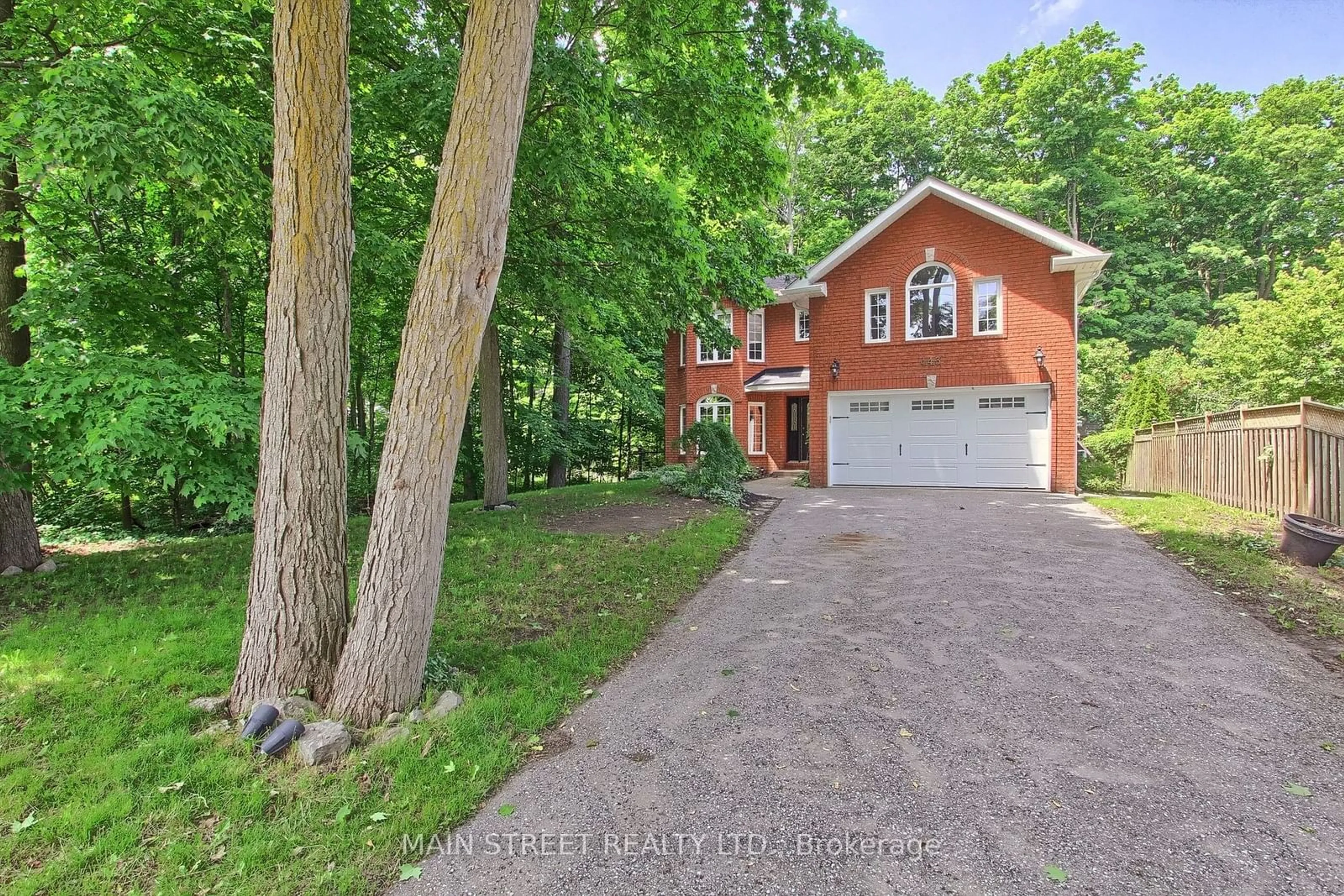 Frontside or backside of a home, cottage for 443 Sunnidale Rd, Barrie Ontario L4N 7A8