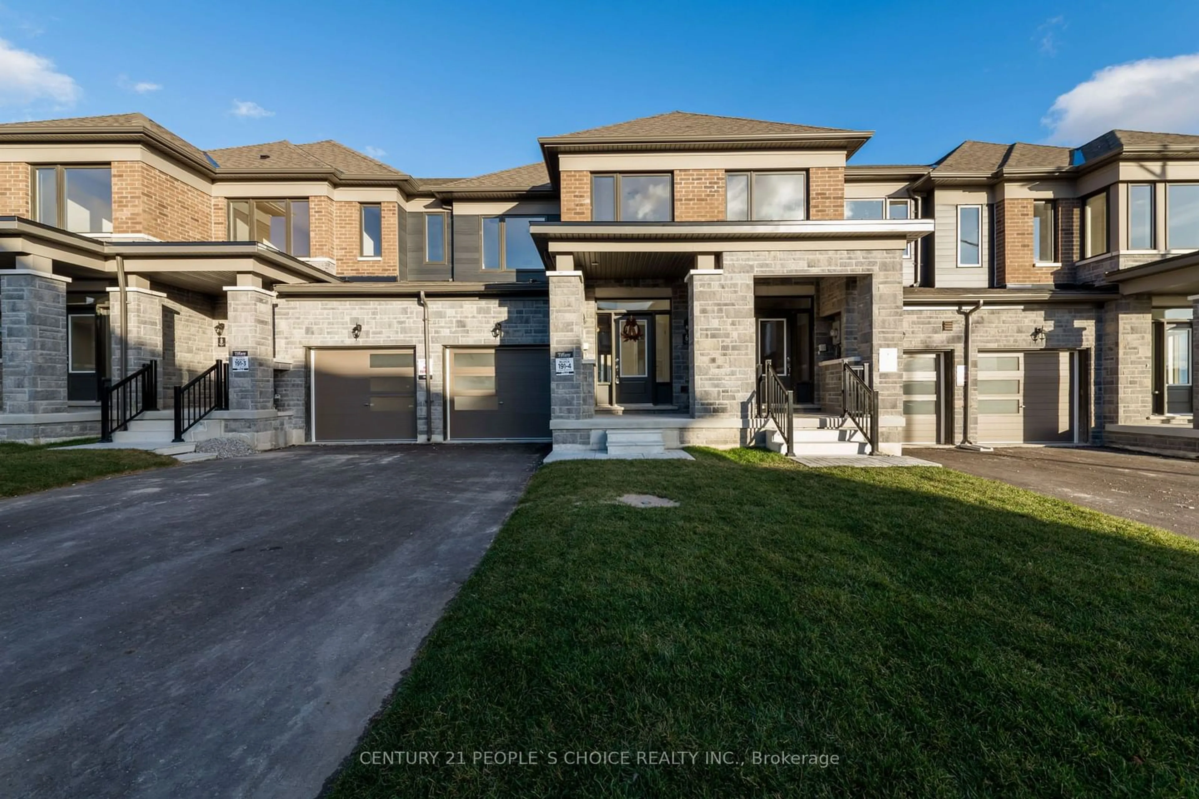 Frontside or backside of a home, the street view for 6 Prudhoe Terr, Barrie Ontario L9S 2Z8