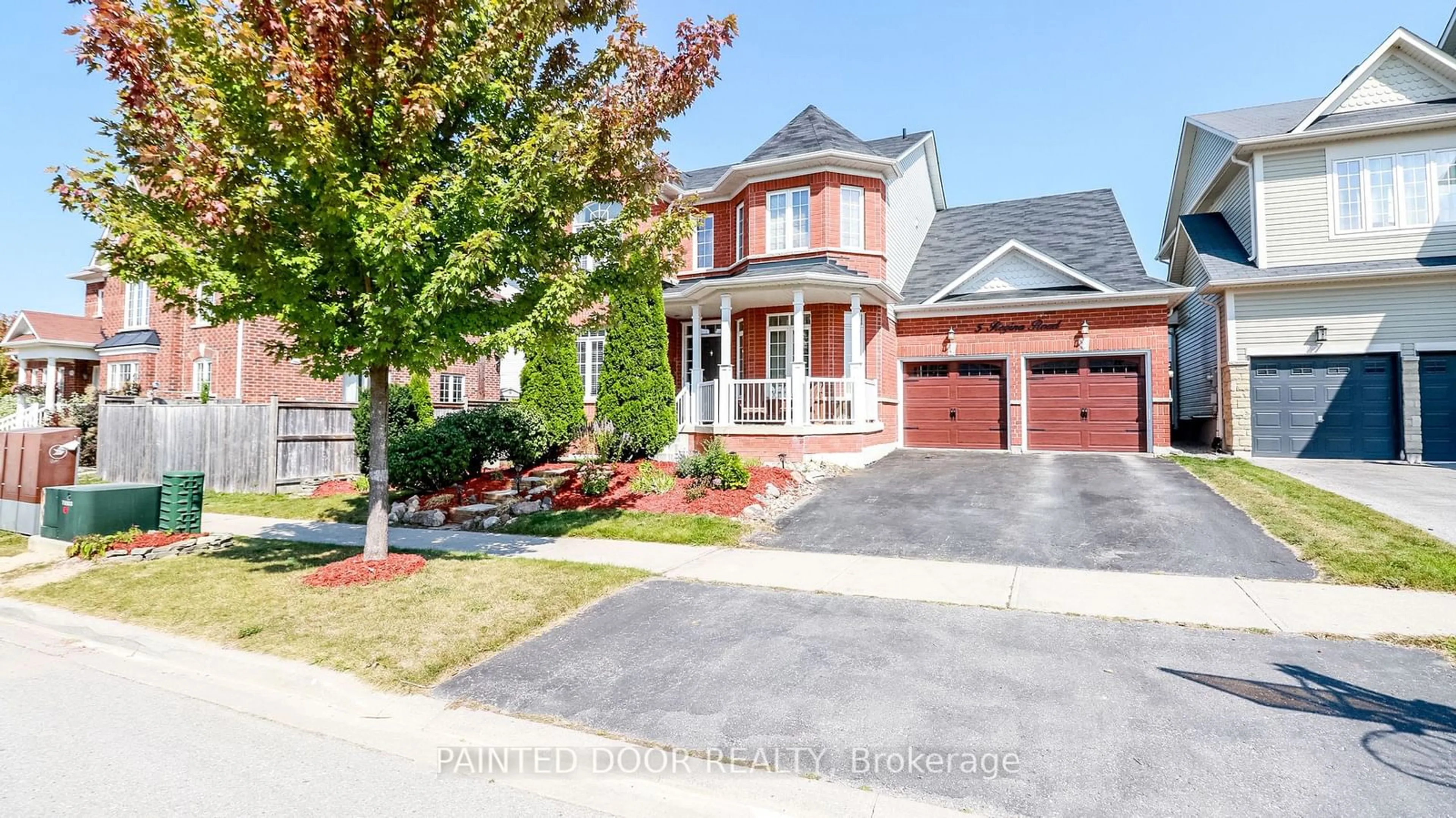 Frontside or backside of a home, the street view for 5 Regina Rd, Barrie Ontario L4M 7J1