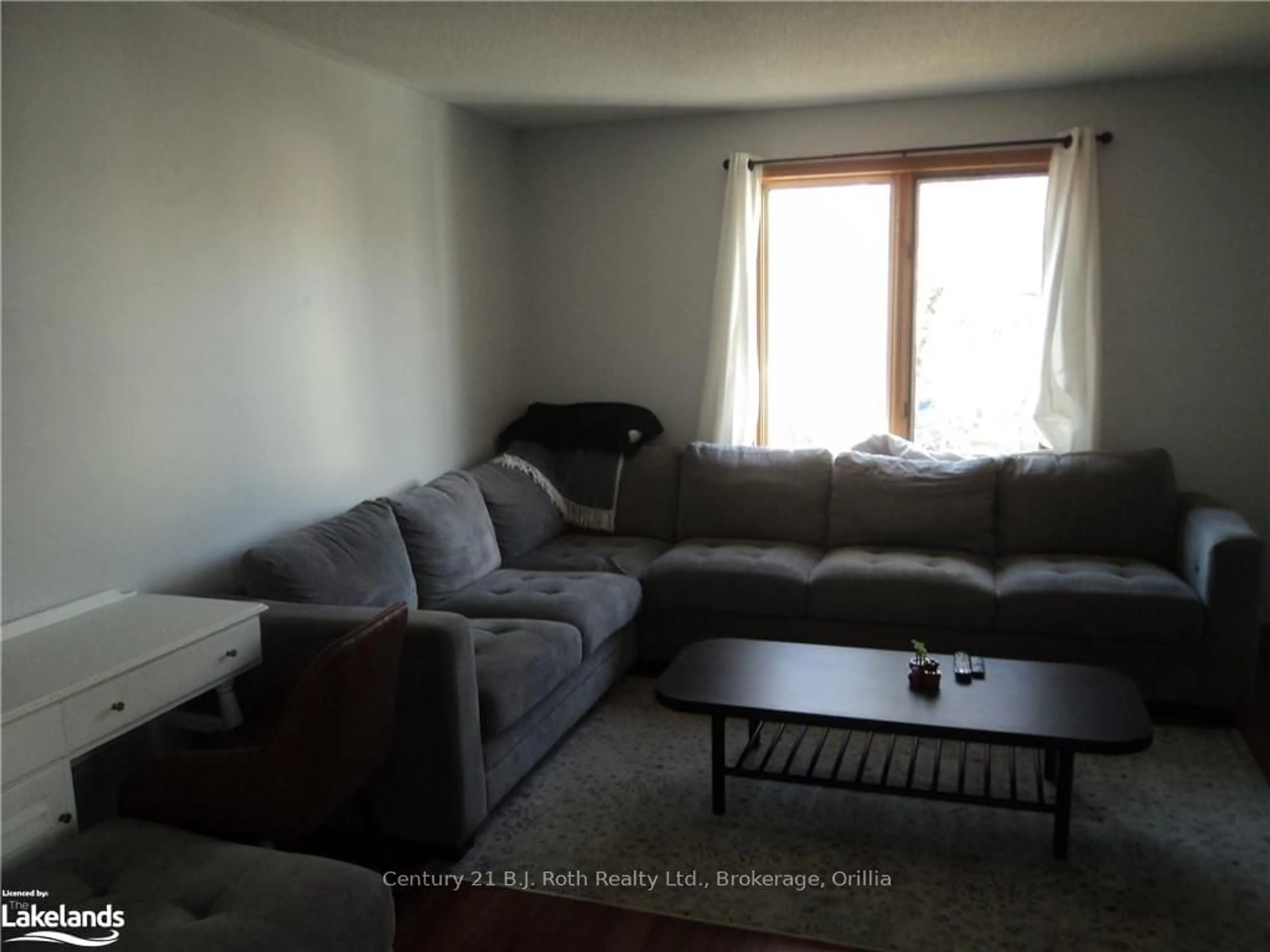 A pic of a room, not visible floor for 292 MILLARD St, Orillia Ontario L3V 4H3