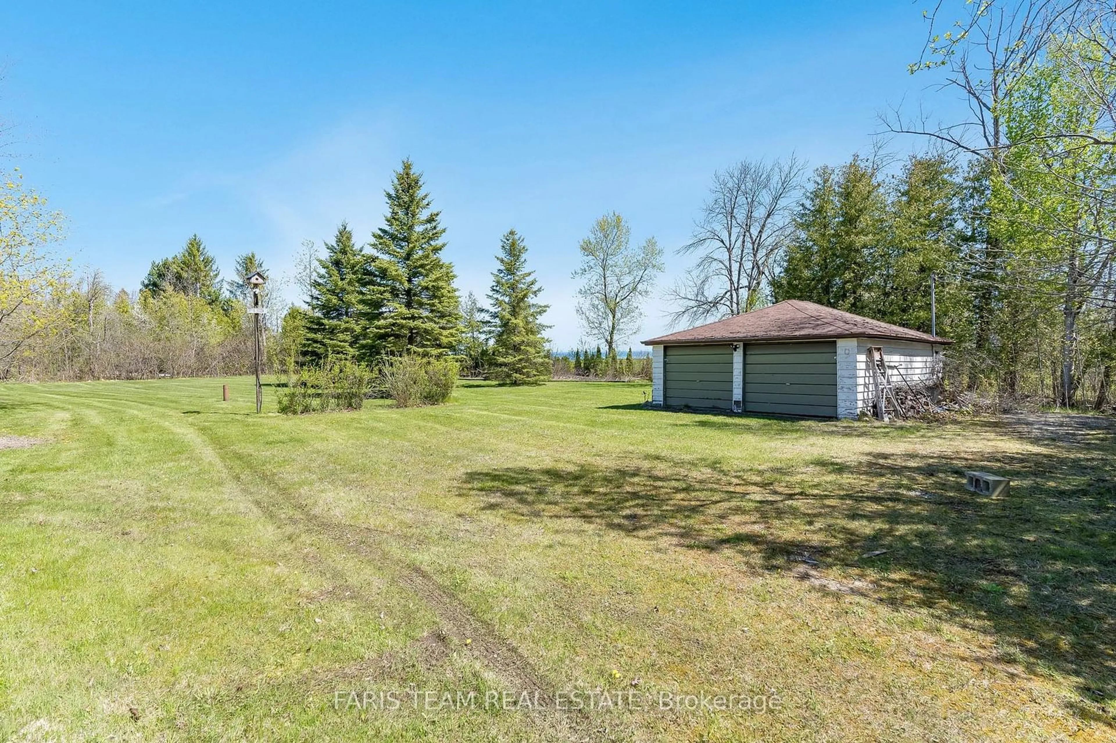 Shed for PT LT20 PT 3 Downer St, Collingwood Ontario L9Y 0X2