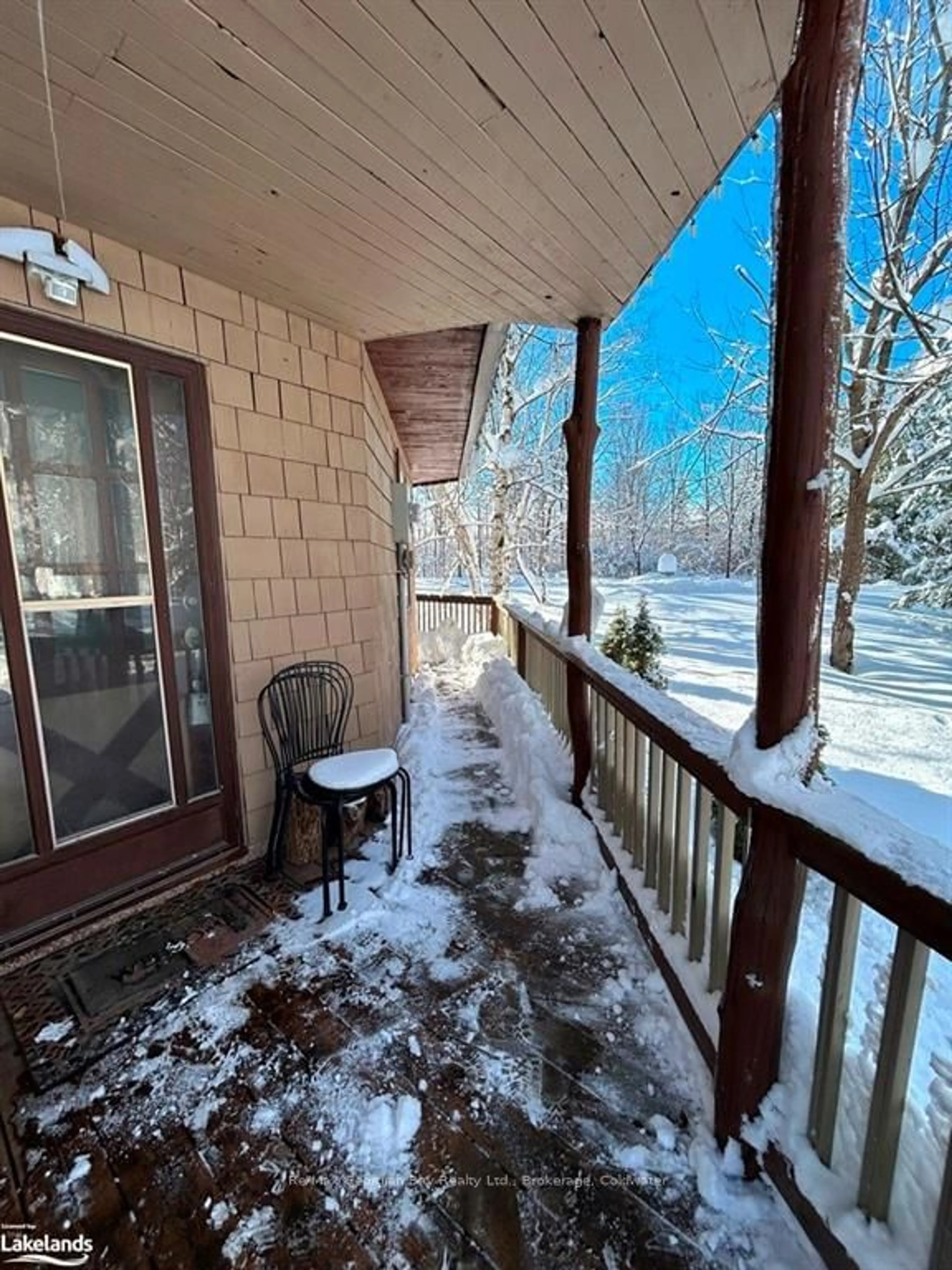 Patio, cottage for 2009 QUARRY Rd, Severn Ontario L0K 1E0