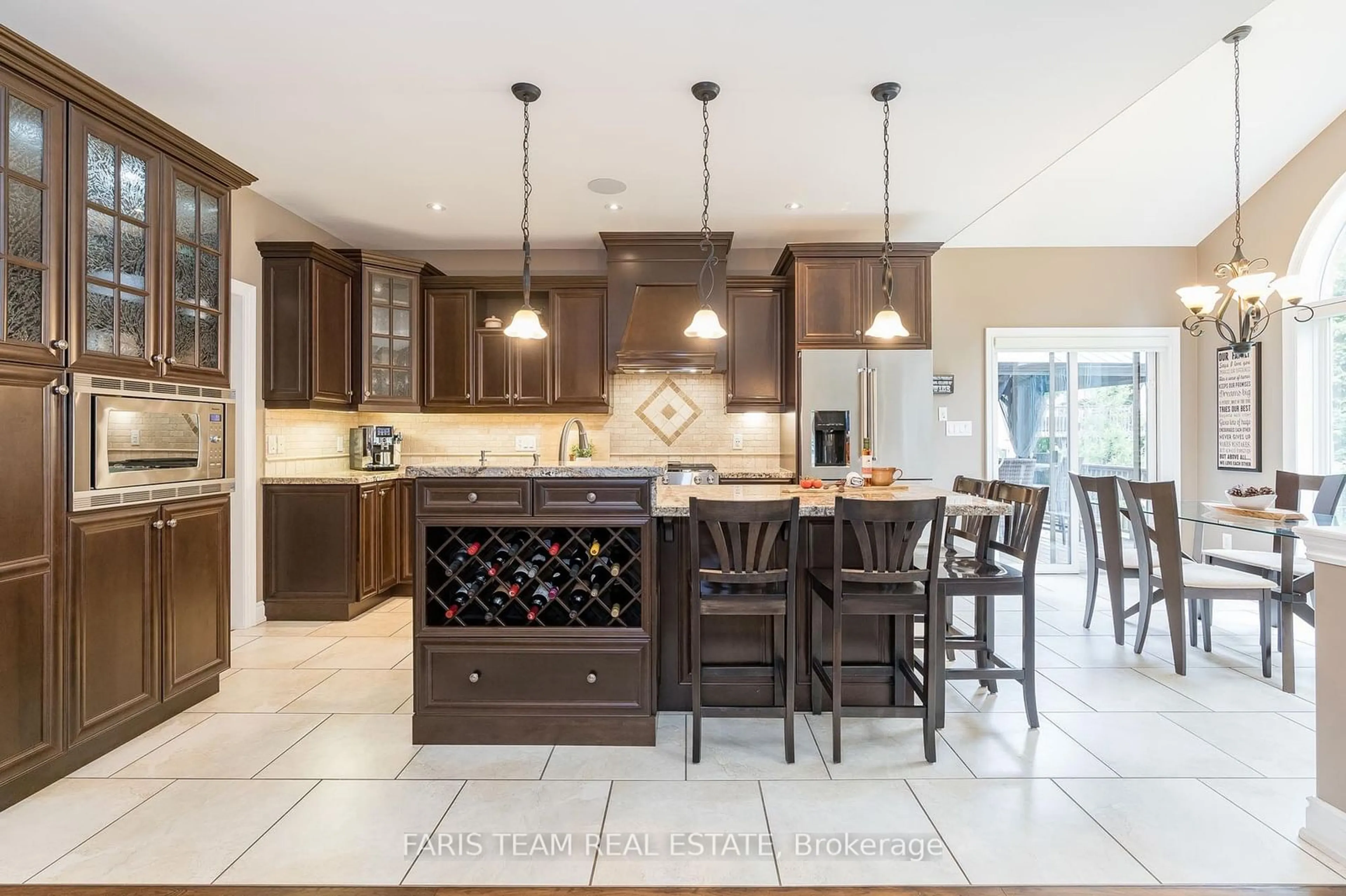 Contemporary kitchen, wood floors, cottage for 16 Boothby Cres, Springwater Ontario L4M 4S4