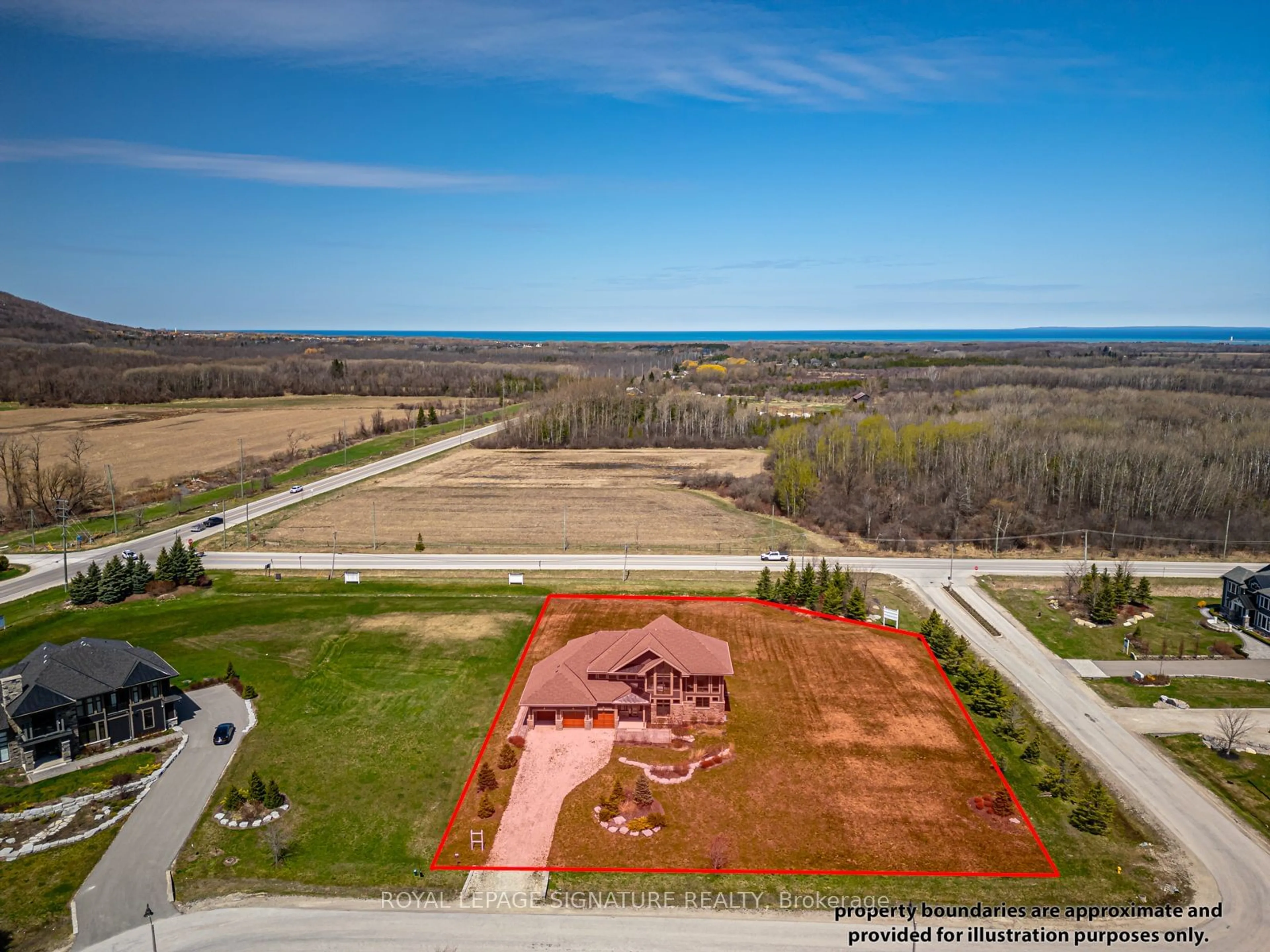 A pic from exterior of the house or condo, cottage for 11 Windrose Valley Blvd, Clearview Ontario L9Y 0K2