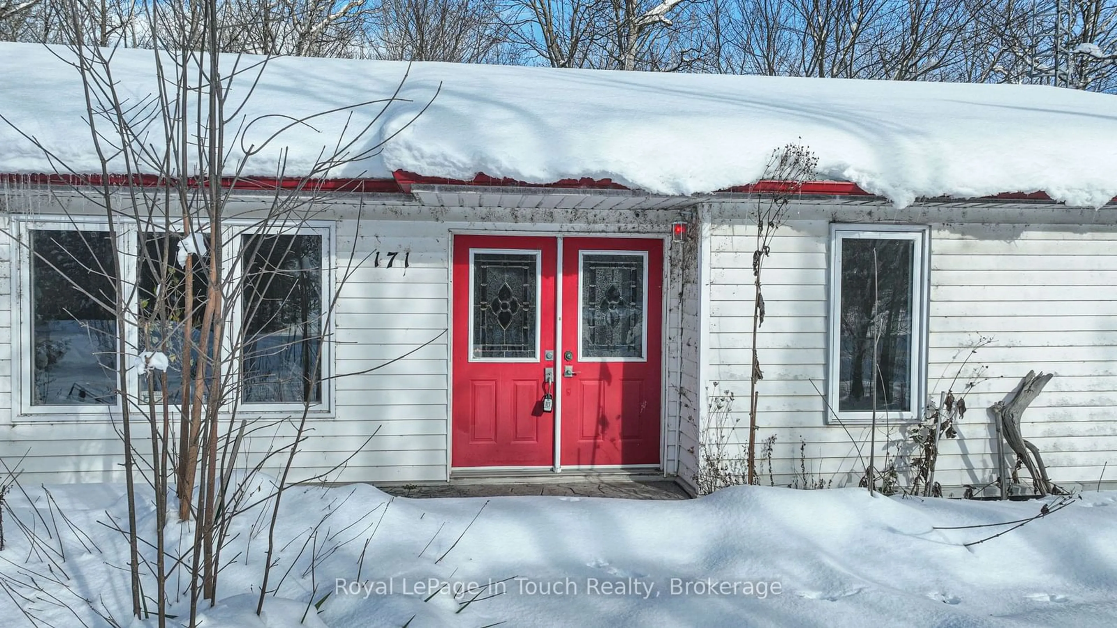 Indoor entryway for 171 Duck Bay Rd, Tay Ontario L0K 2C0