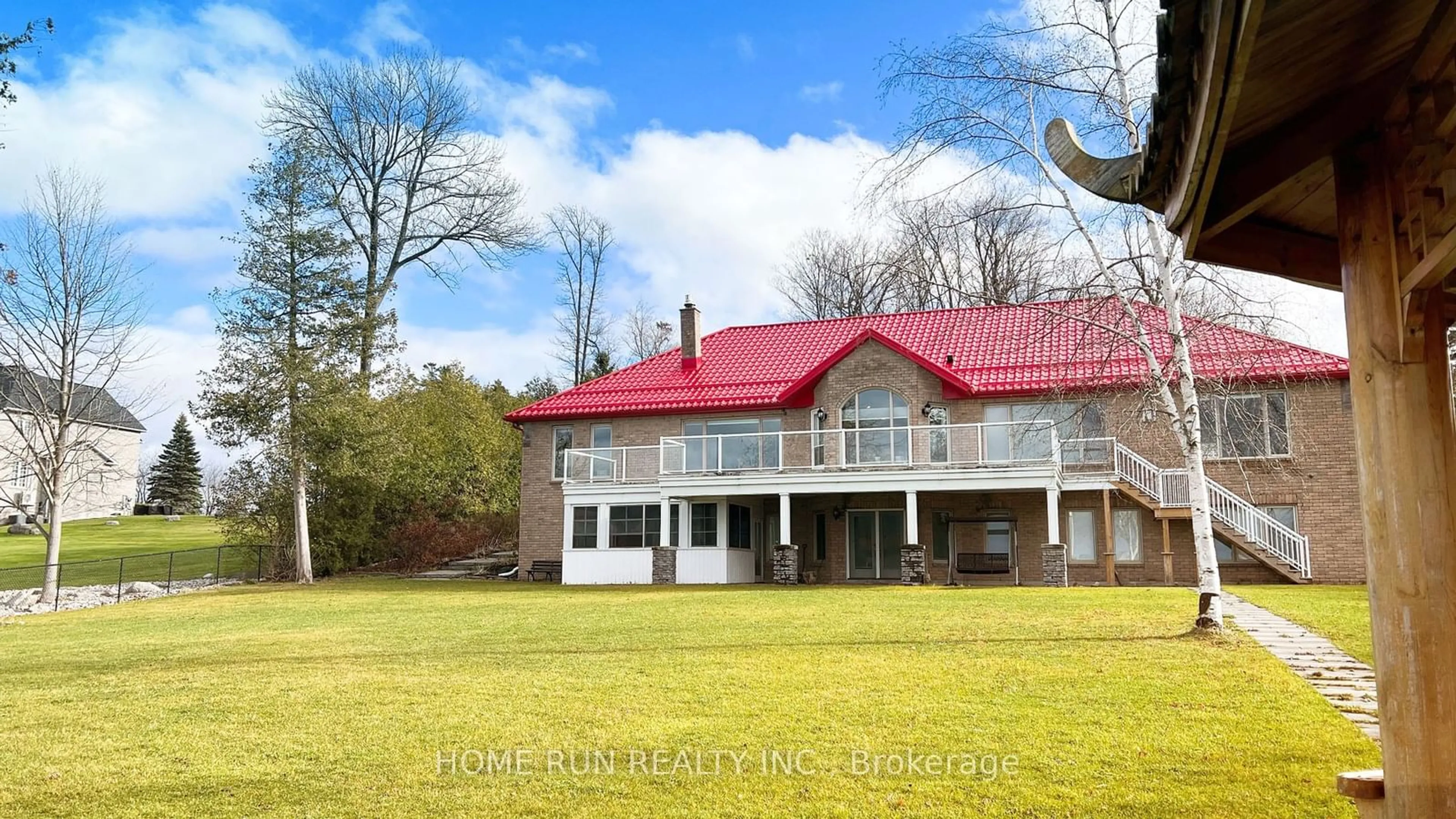 A pic from outside/outdoor area/front of a property/back of a property/a pic from drone, building for 354 Brewery Lane, Orillia Ontario L3V 7H8