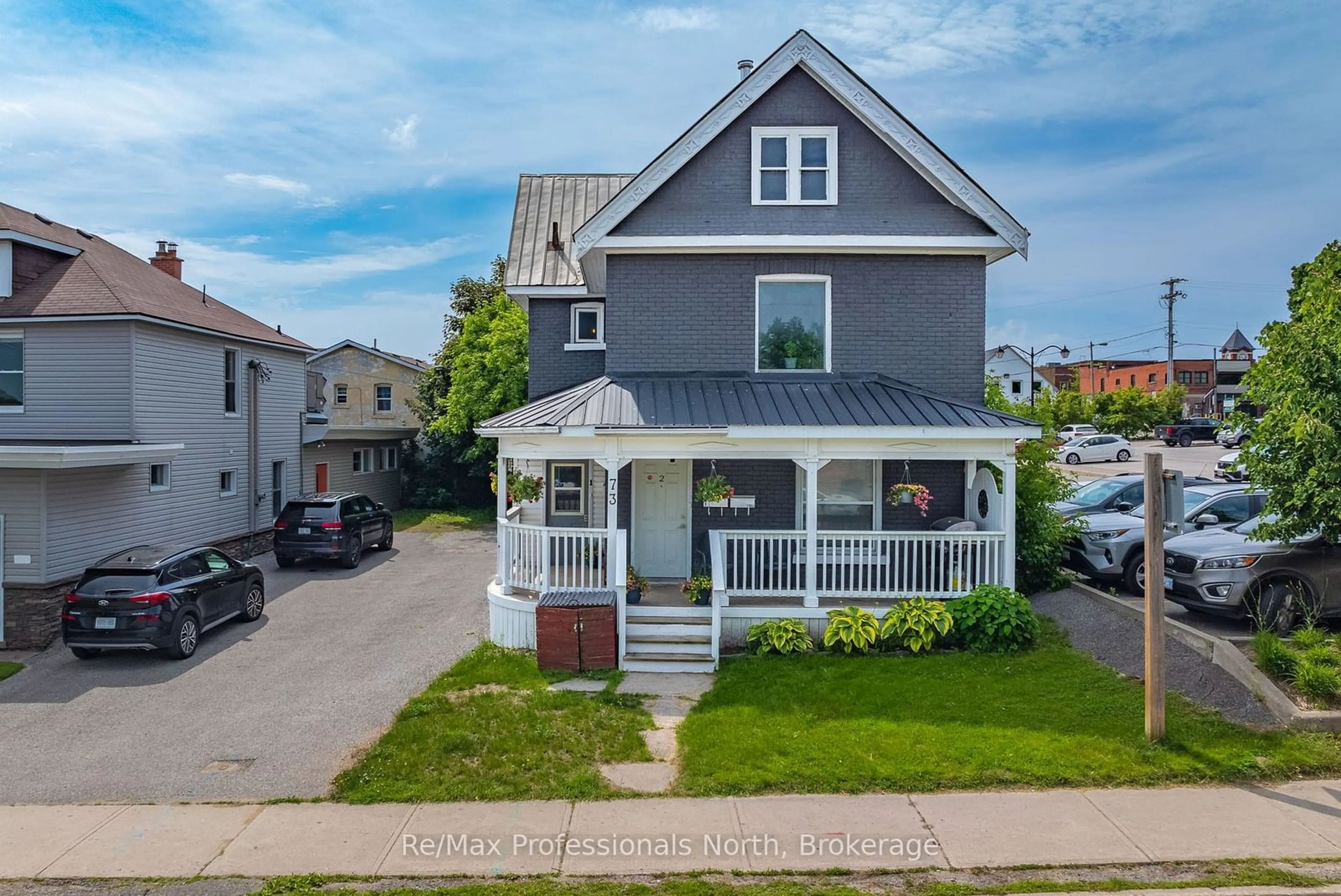 Frontside or backside of a home, cottage for 73 COLDWATER St, Orillia Ontario L3V 1W6