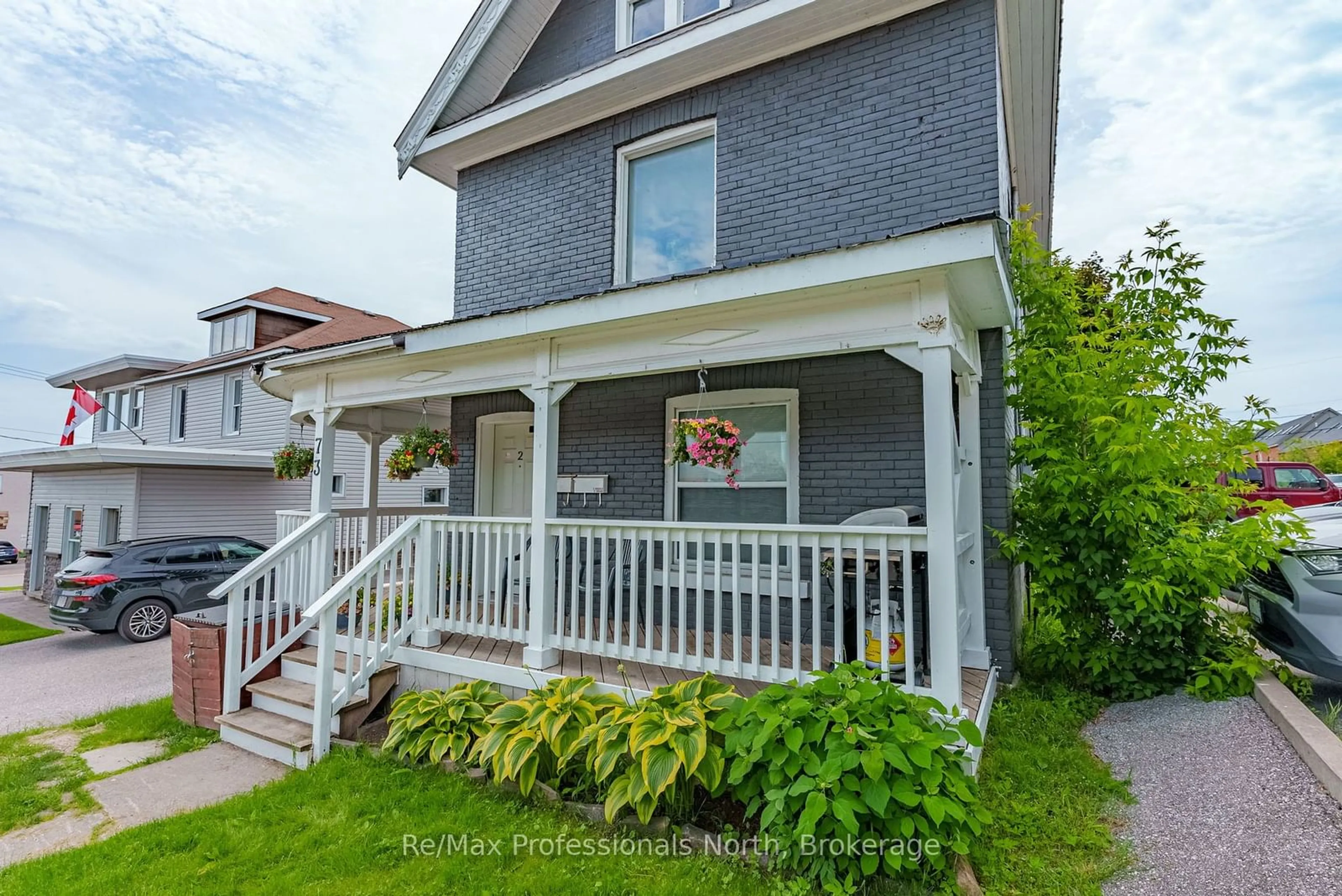 Frontside or backside of a home, cottage for 73 COLDWATER St, Orillia Ontario L3V 1W6