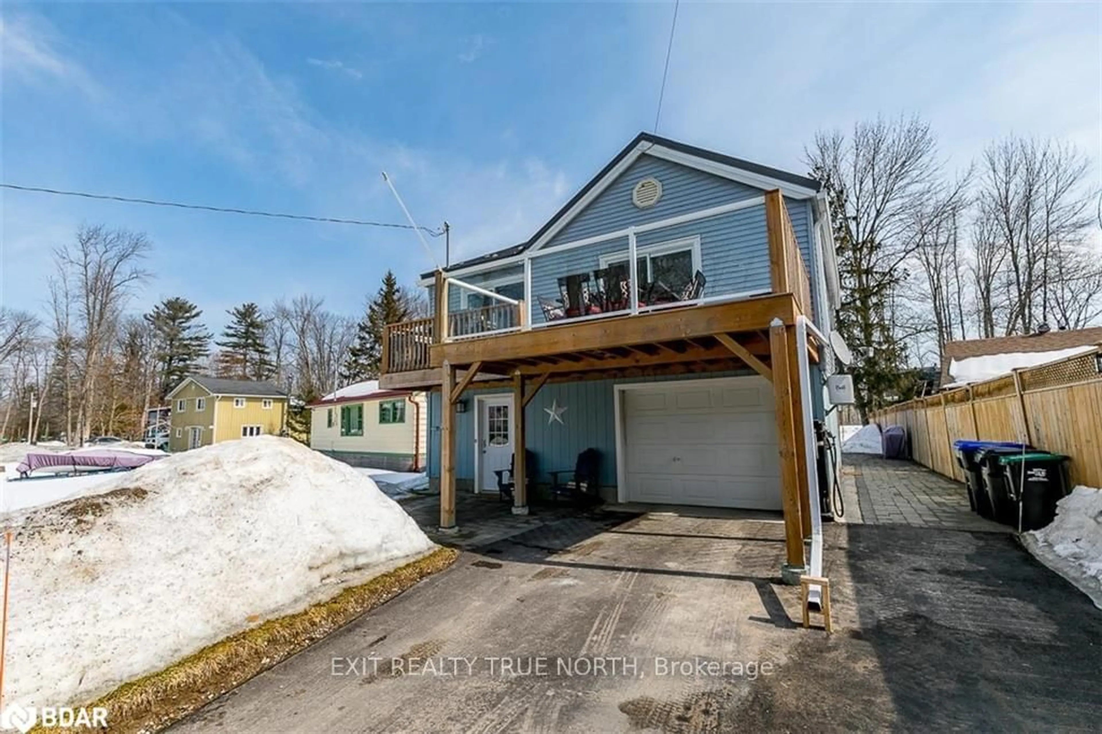 Frontside or backside of a home, cottage for 7187 Beach Dr, Ramara Ontario L0K 2B0