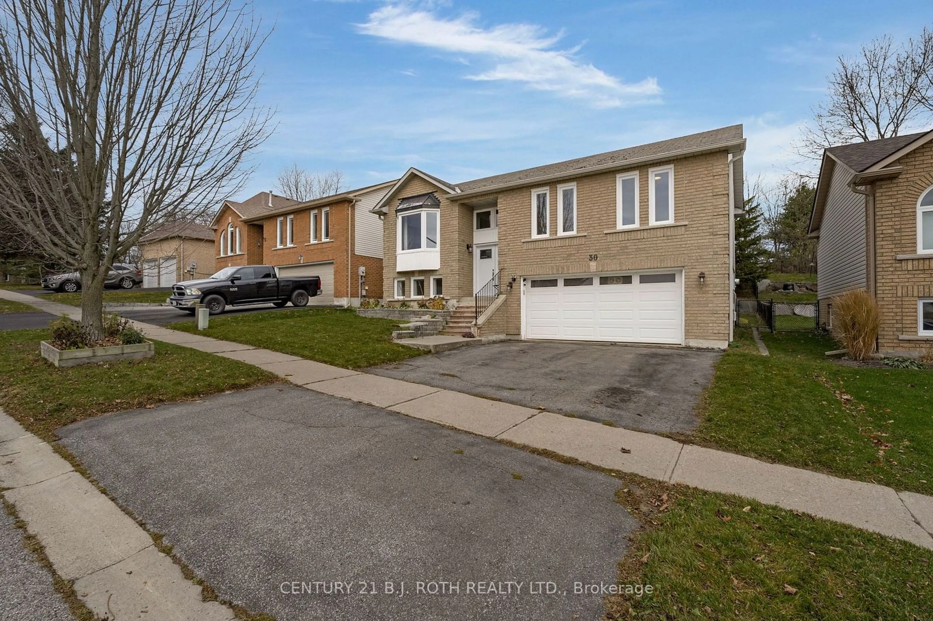 Frontside or backside of a home, the street view for 30 Frontier Ave, Orillia Ontario L3V 7S8