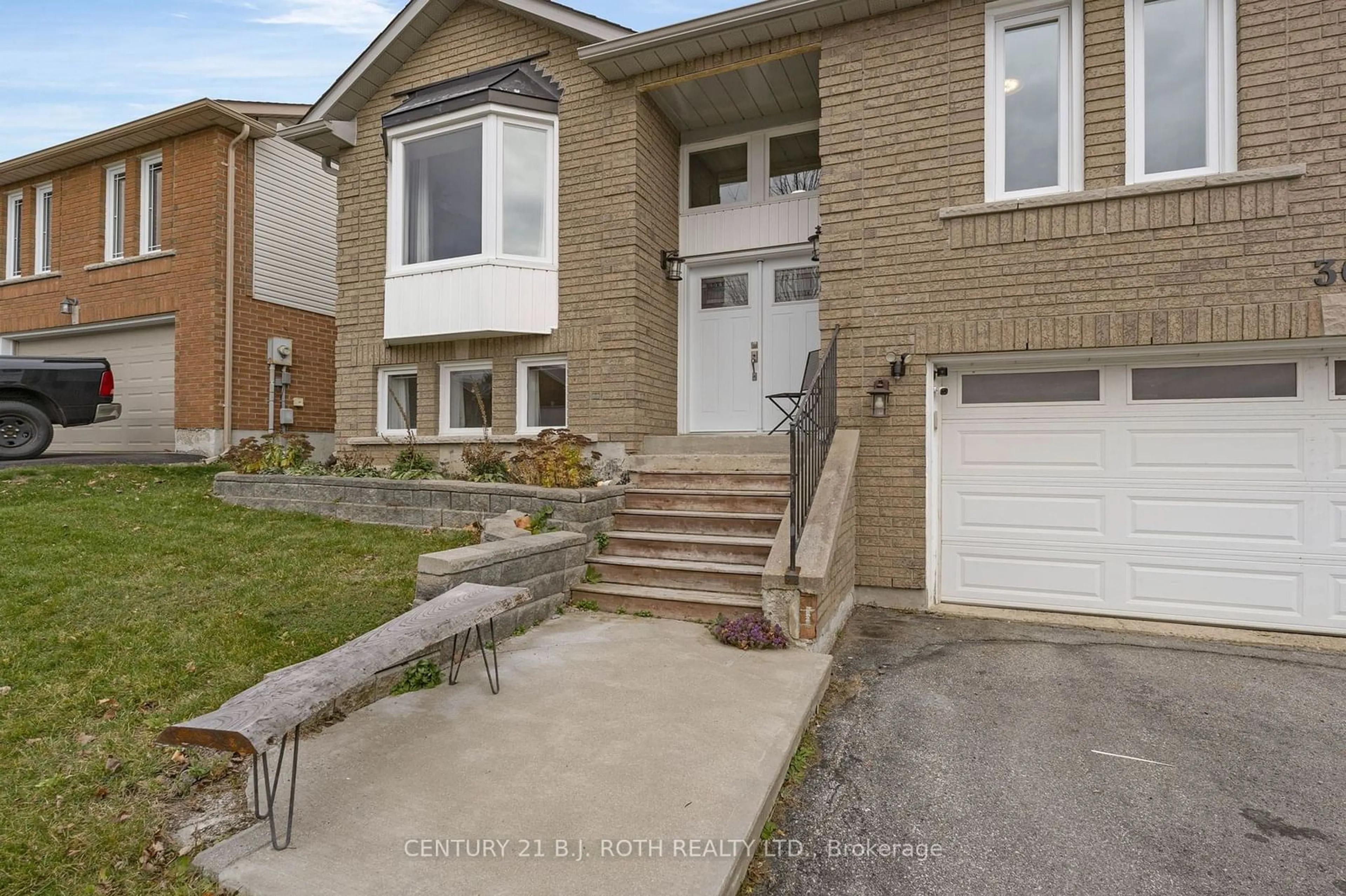 Frontside or backside of a home, the street view for 30 Frontier Ave, Orillia Ontario L3V 7S8