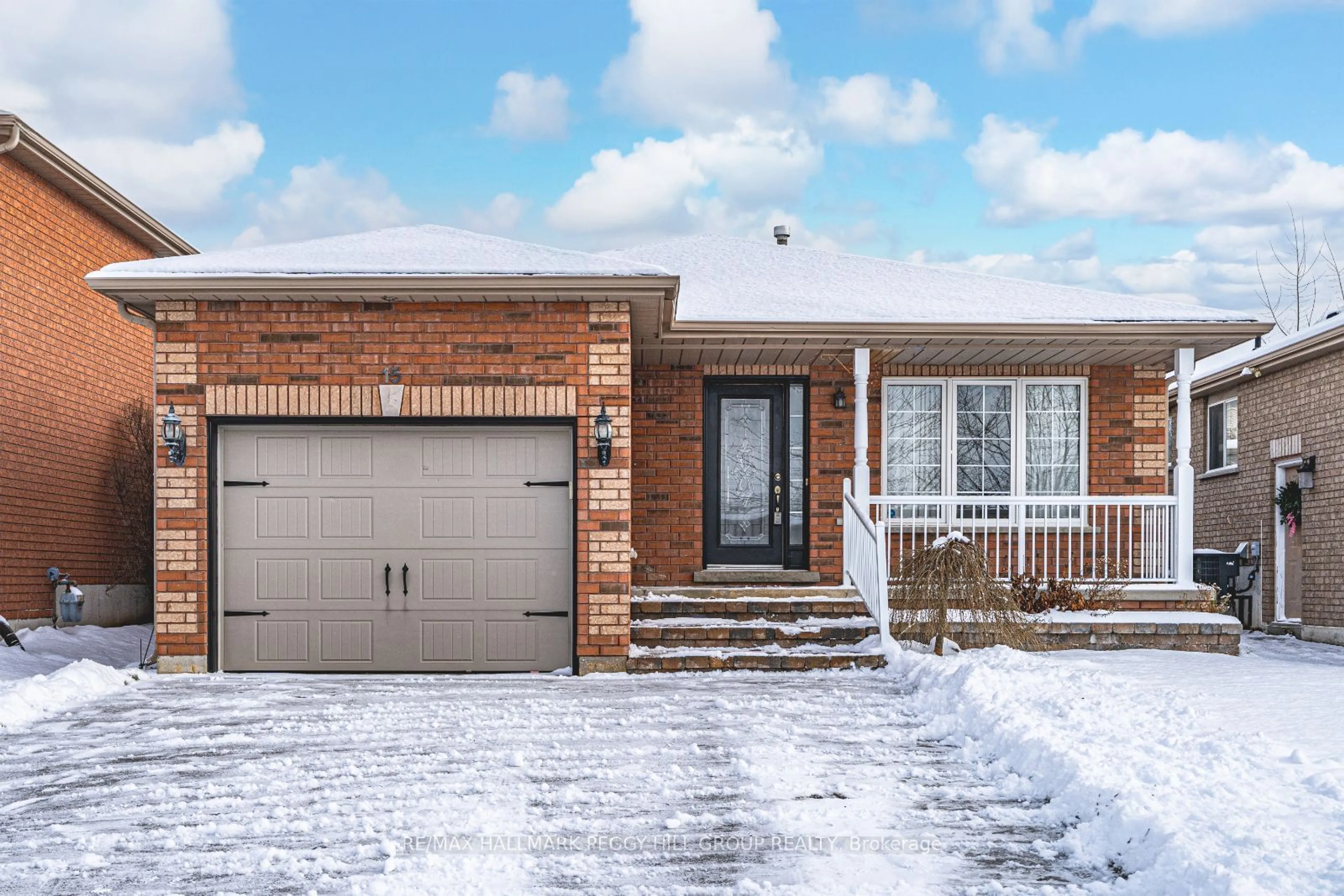 Home with brick exterior material, street for 15 Seline Cres, Barrie Ontario L4N 0Y6