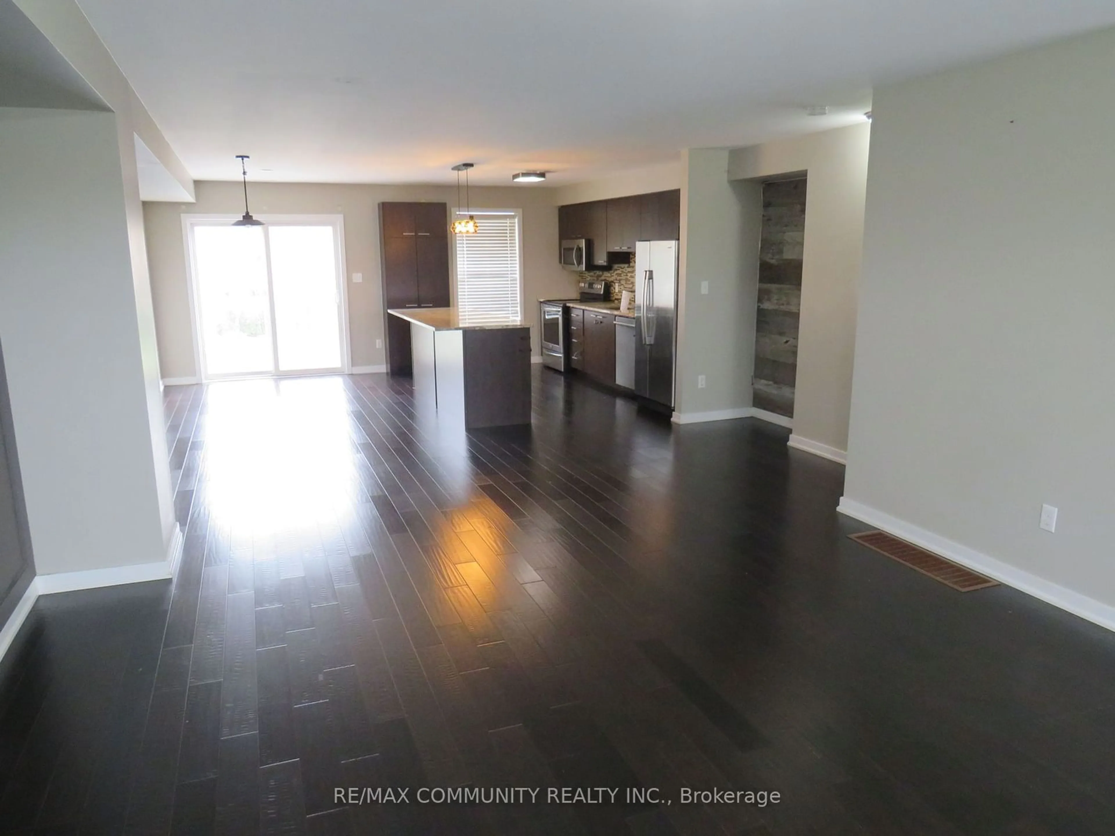 Open concept kitchen, unknown for 91 Coughlin Rd #4, Barrie Ontario L4N 0L5