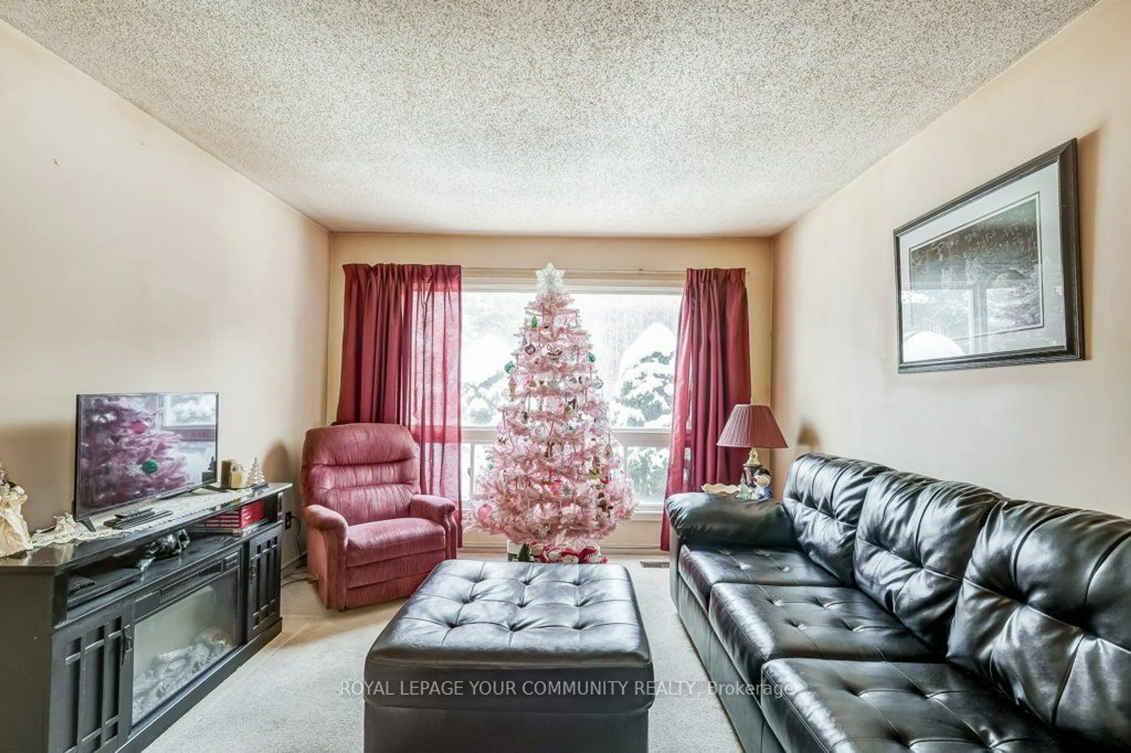 Living room with furniture, unknown for 2007 Snow Valley Rd, Springwater Ontario L9X 0H3