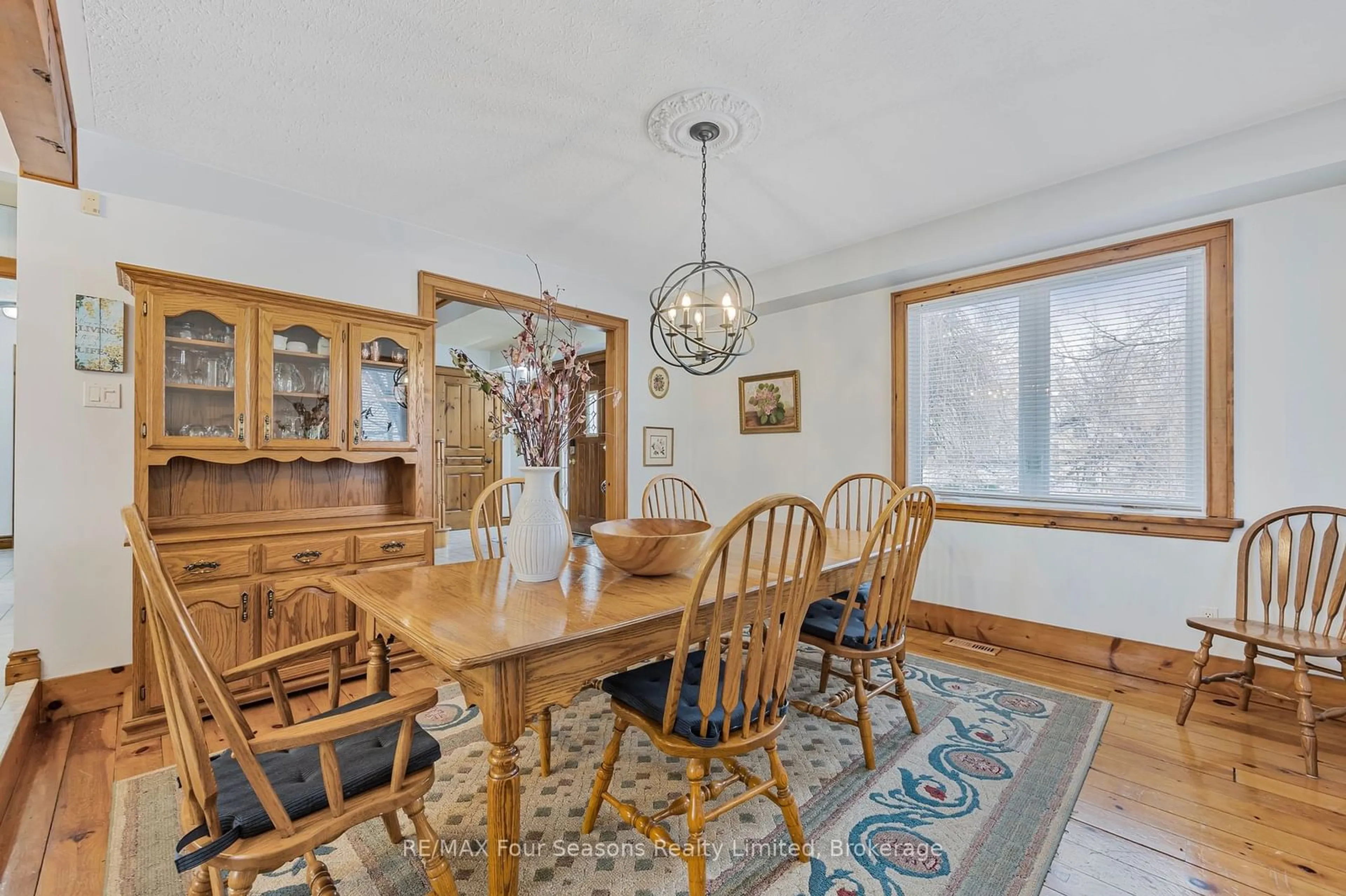 Dining room, unknown for 3 Sydenham Tr, Clearview Ontario L0M 1H0