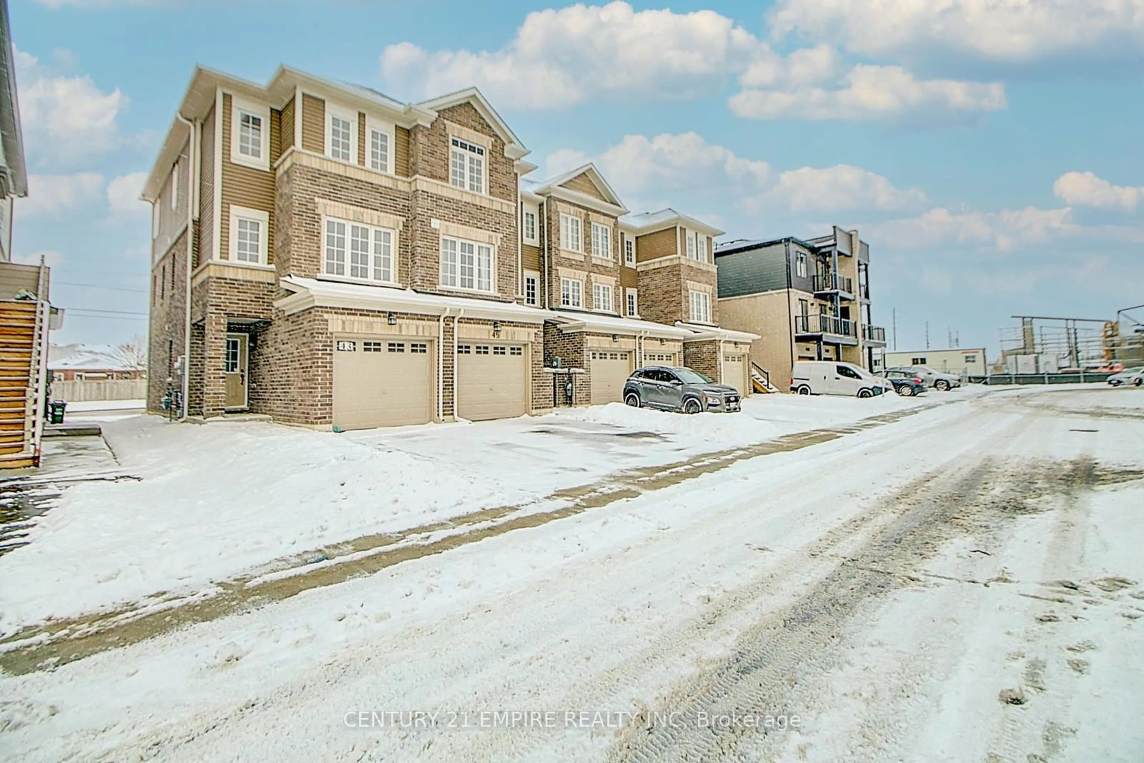 A pic from outside/outdoor area/front of a property/back of a property/a pic from drone, street for 43 Pumpkin Corner Cres, Barrie Ontario L9J 0C2