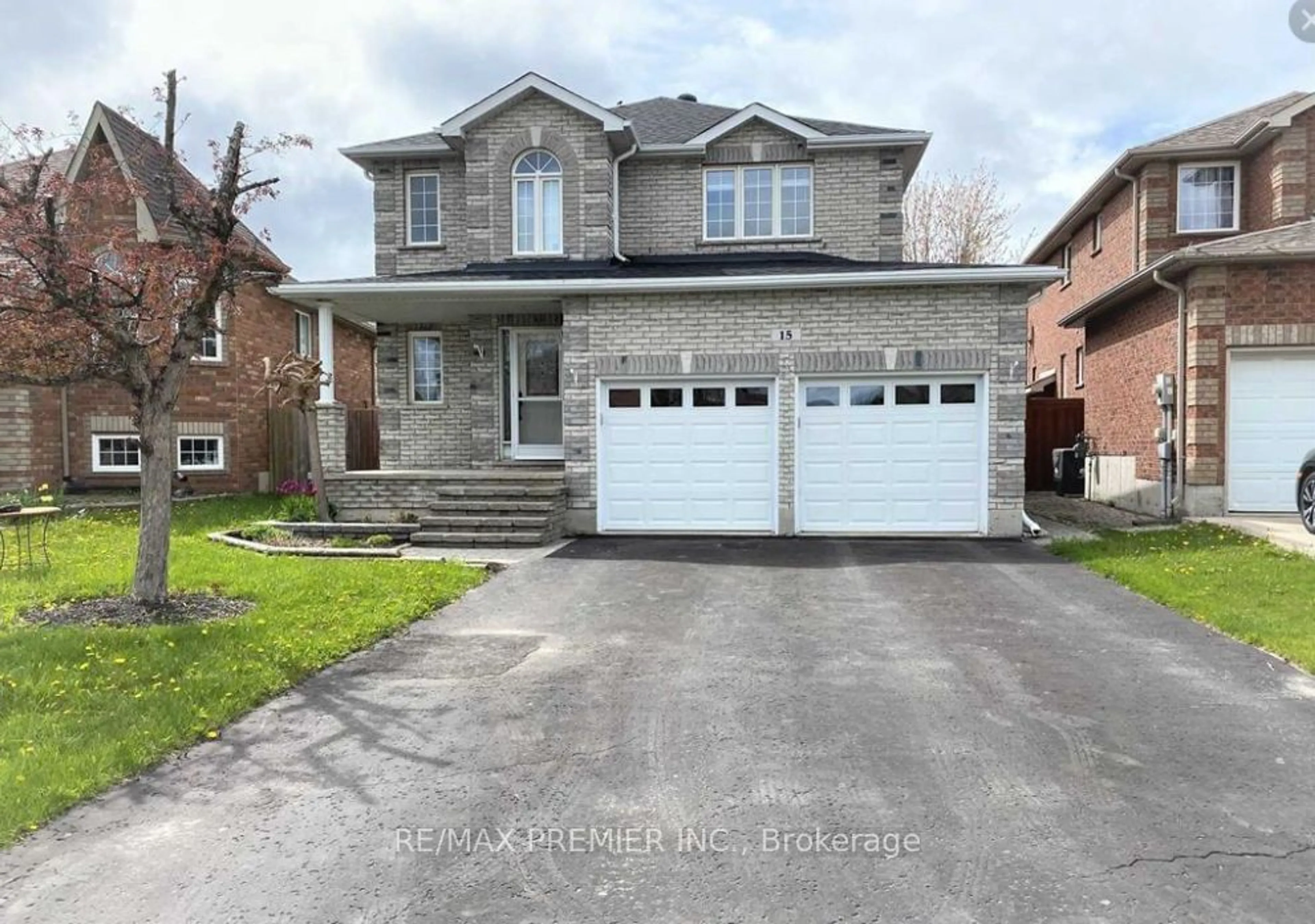 Home with brick exterior material, street for 15 Dunsmore Lane, Barrie Ontario L4M 7A1