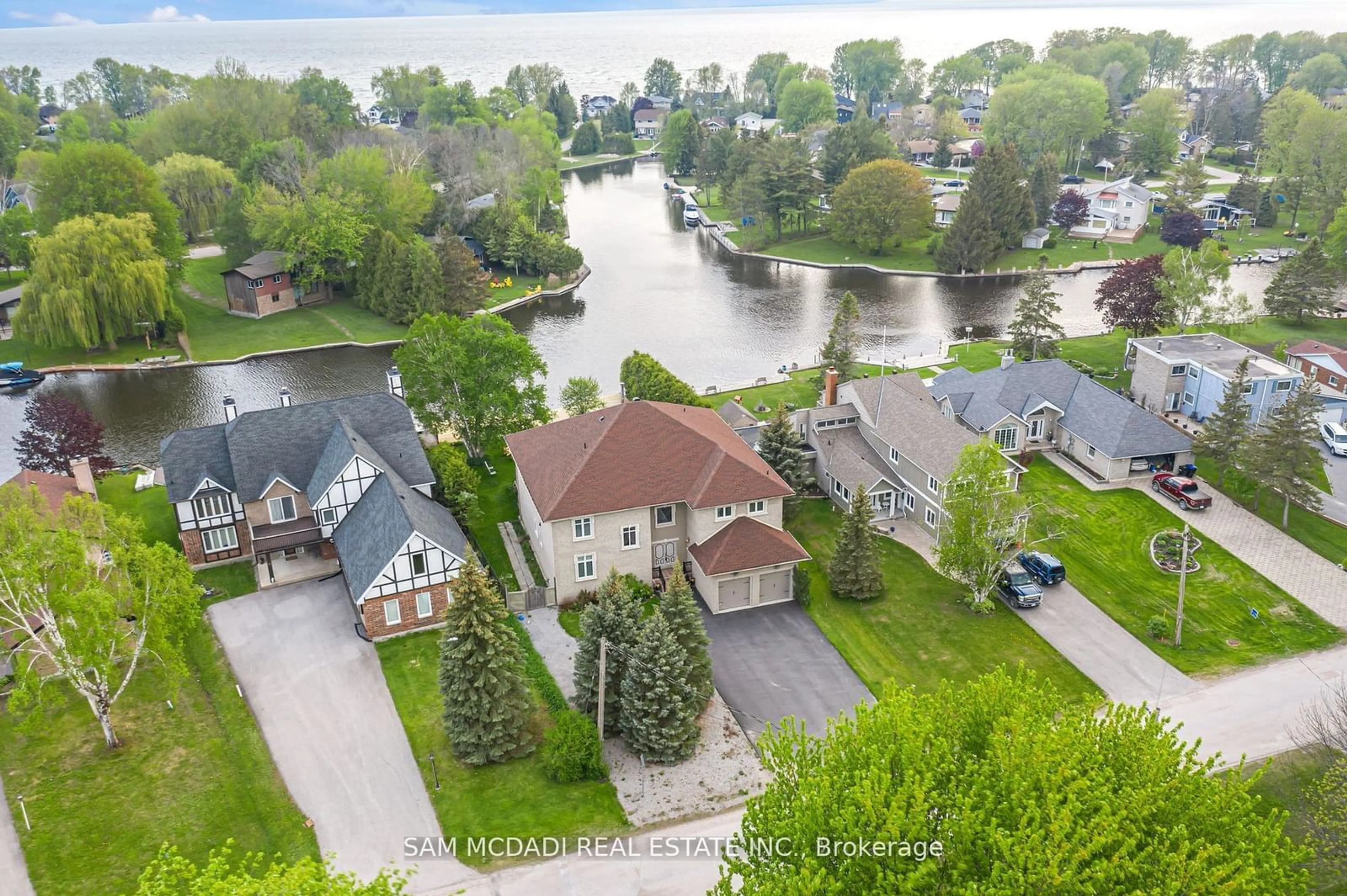 A pic from outside/outdoor area/front of a property/back of a property/a pic from drone, water/lake/river/ocean view for 36 TURTLE Path, Ramara Ontario L0K 1B0