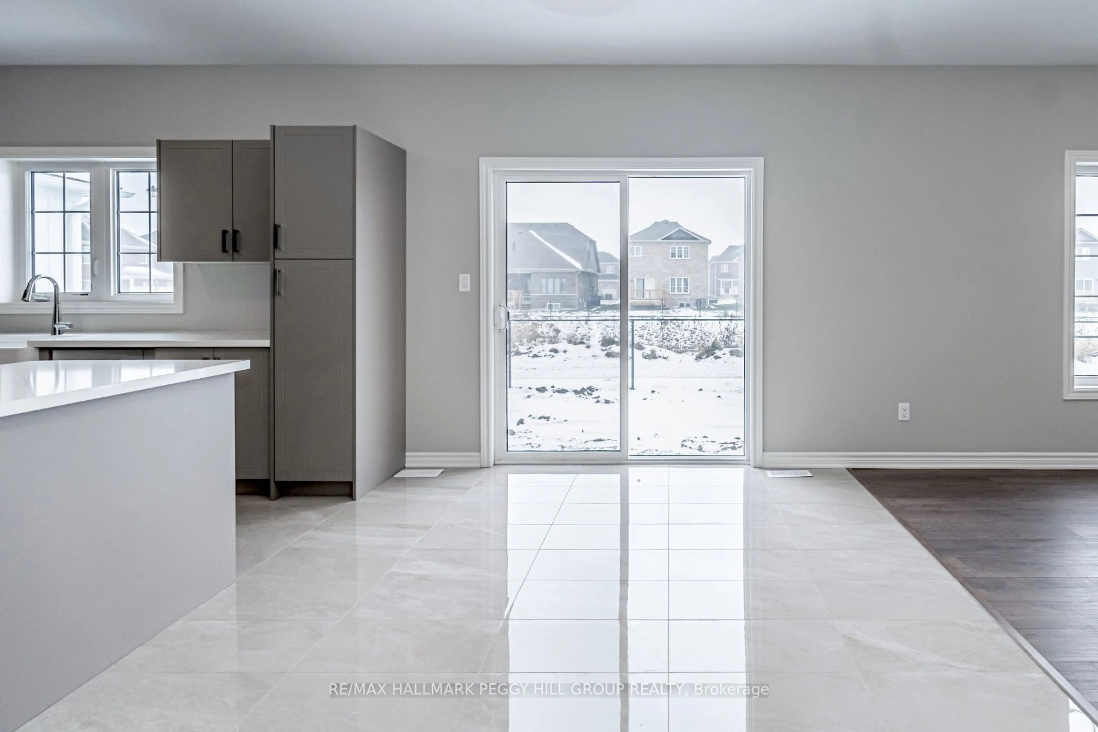 Open concept kitchen, unknown for 240 Springfield Cres, Clearview Ontario L0M 1S0