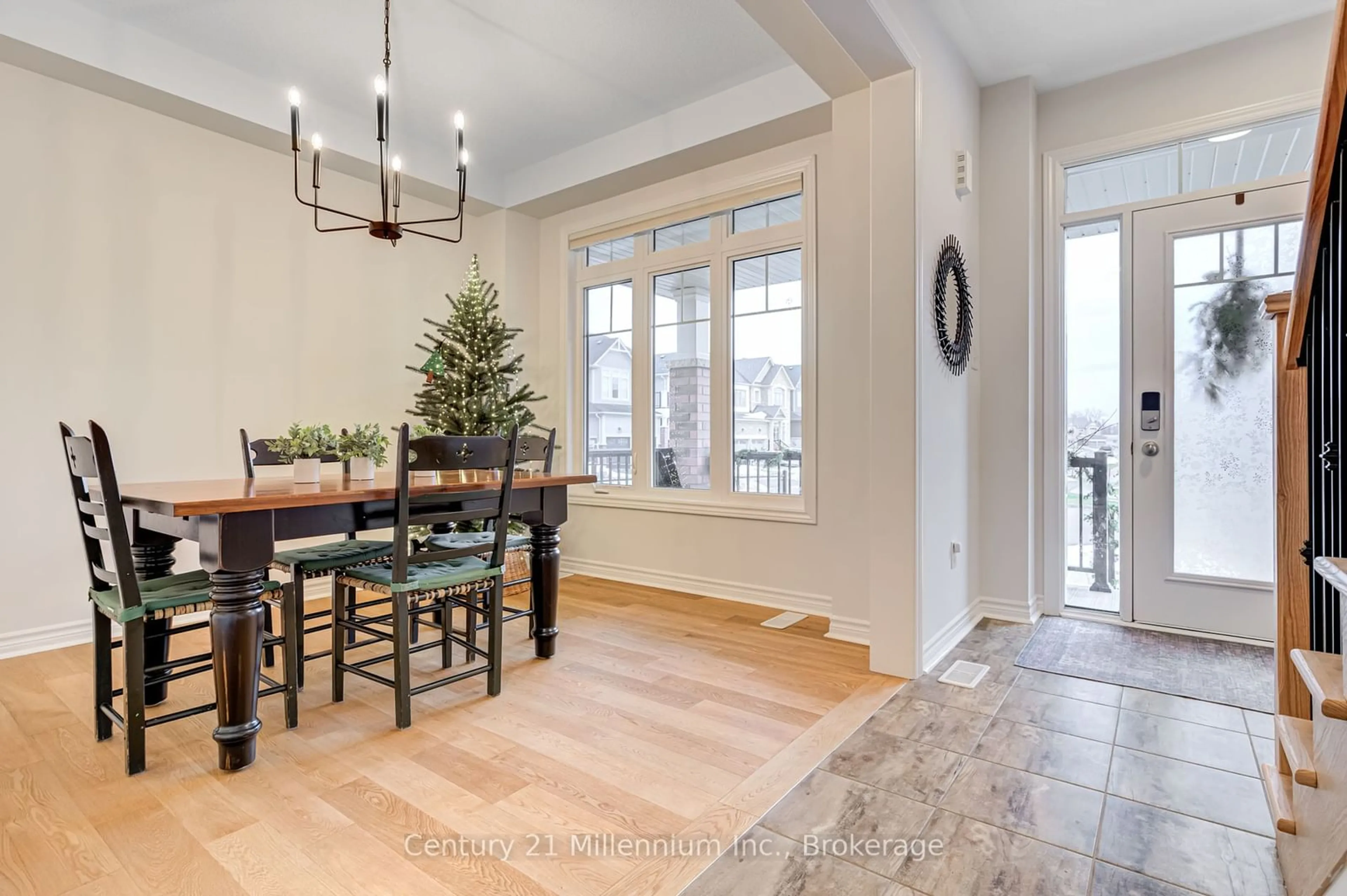 Dining room, unknown for 22 Kirby Ave, Collingwood Ontario L9Y 3W8