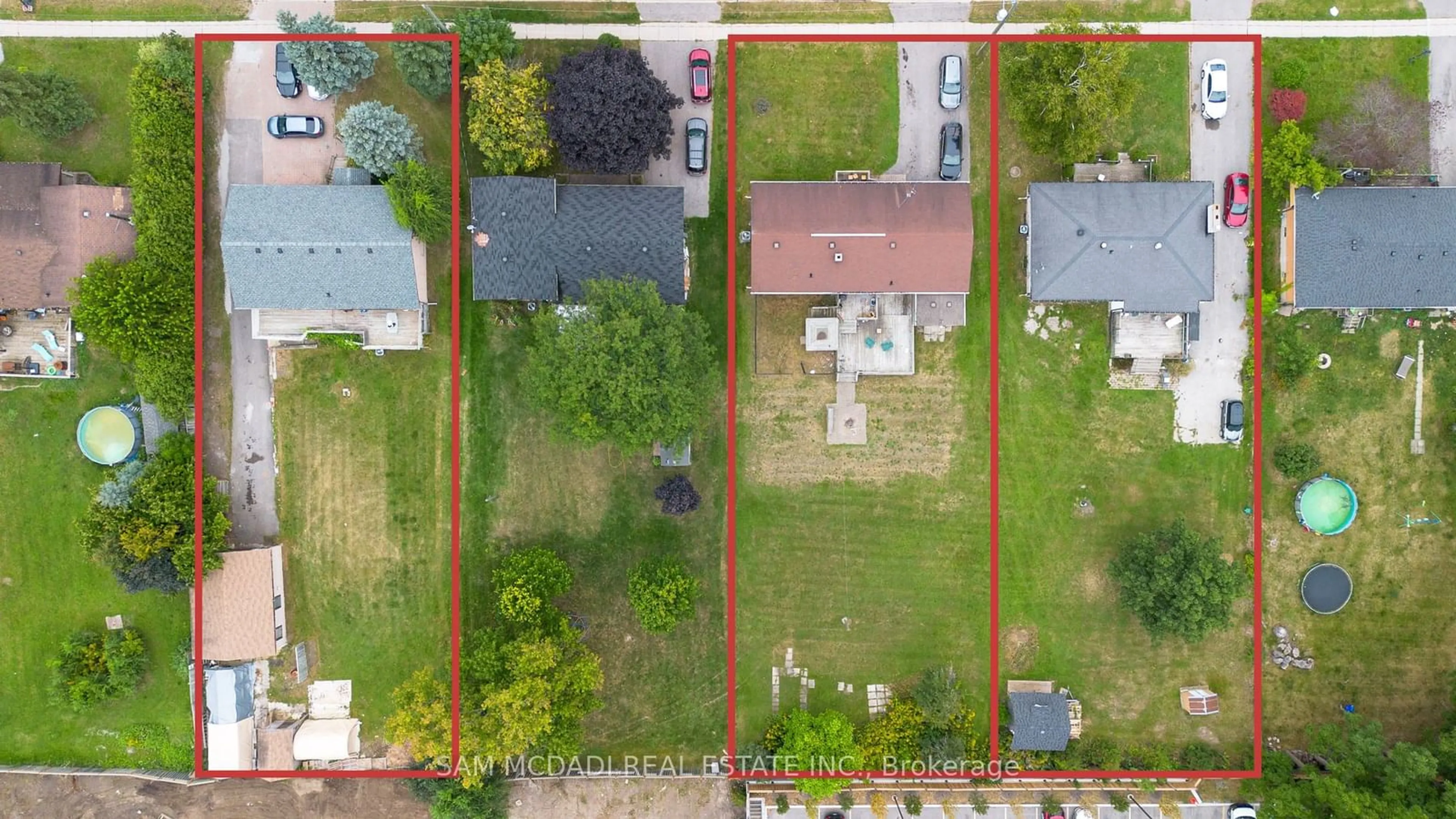 A pic from outside/outdoor area/front of a property/back of a property/a pic from drone, street for 213 Kenneth Ave, Barrie Ontario L4N 4H2