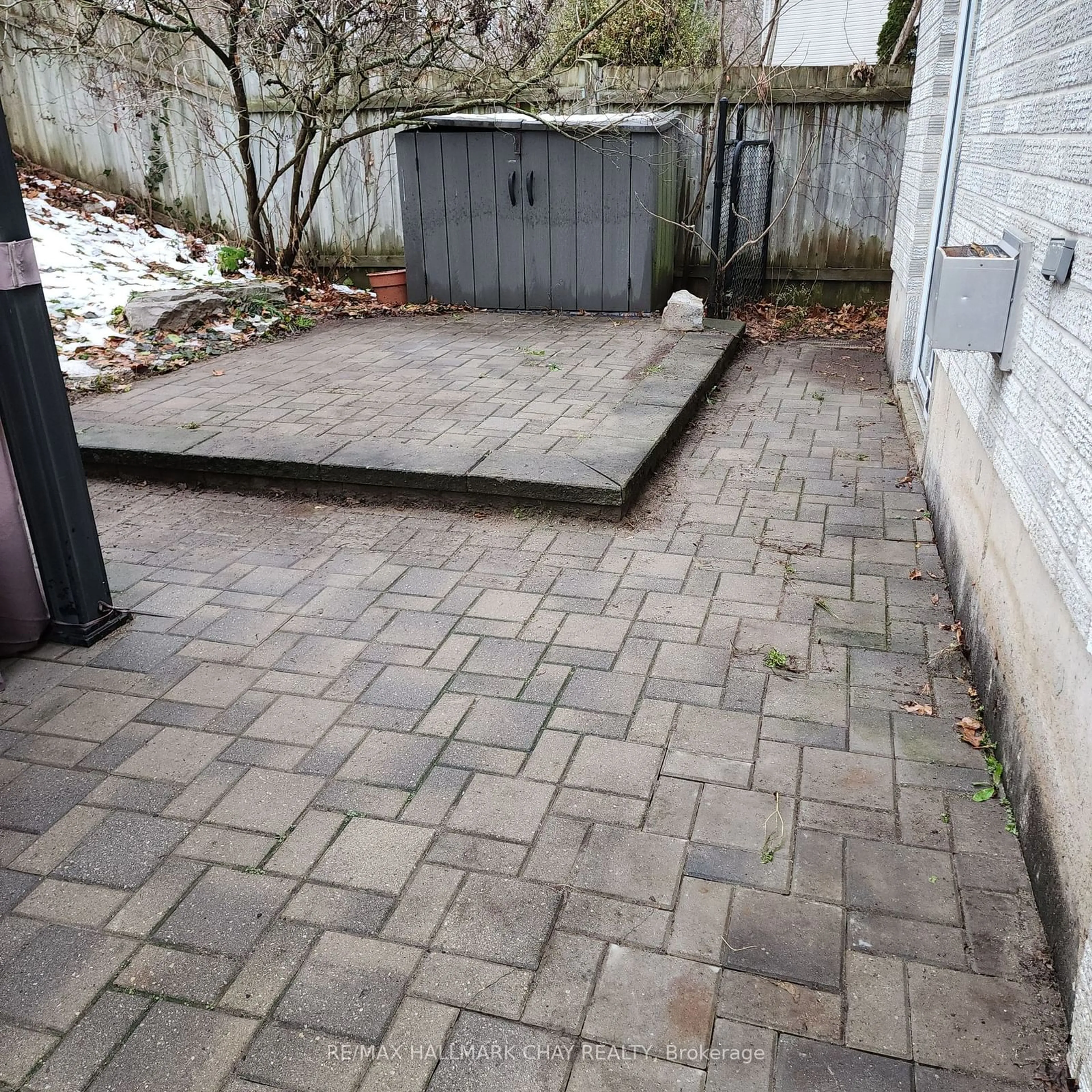 Patio, street for 94 Churchland Dr, Barrie Ontario L4N 8P1