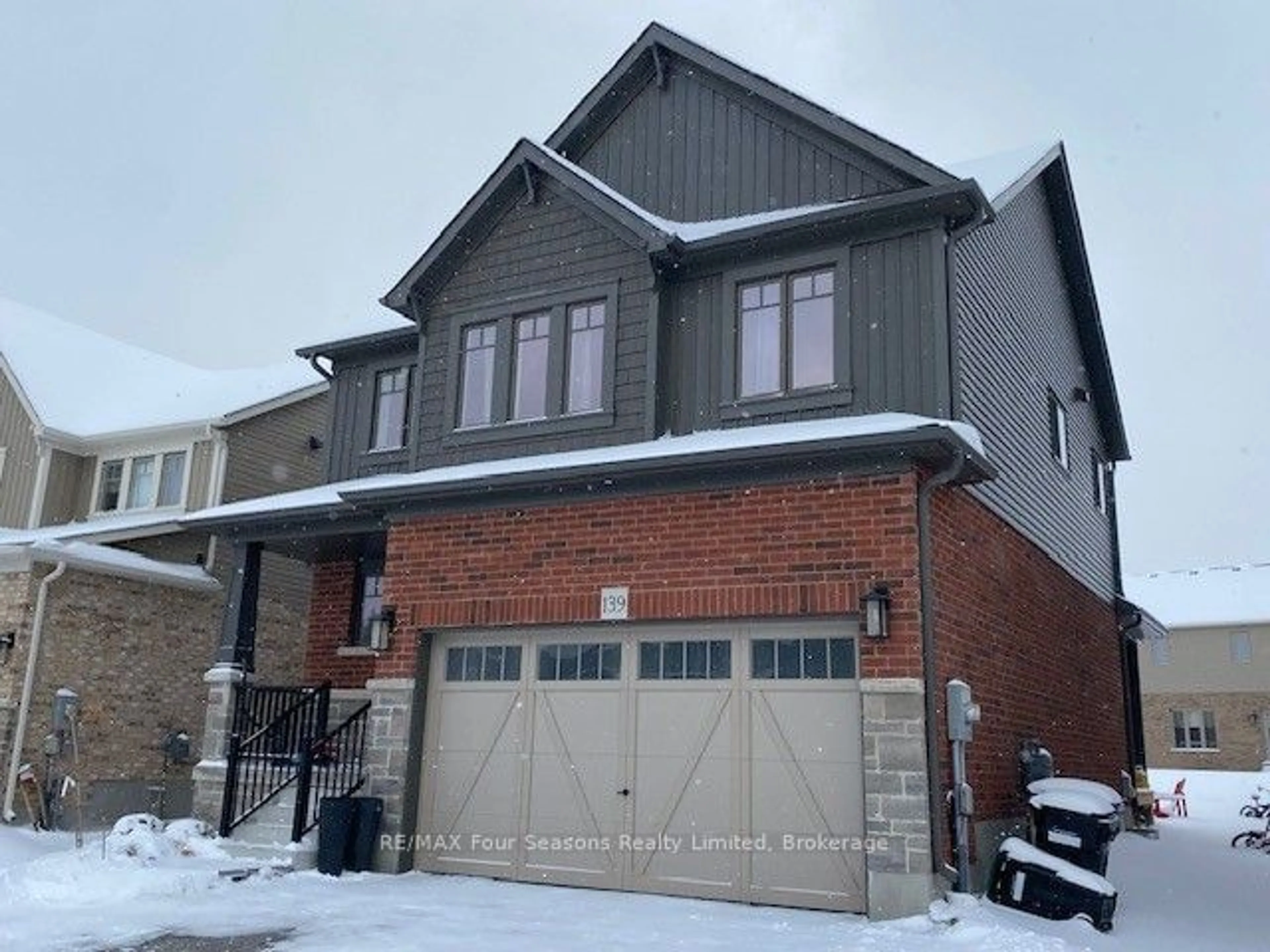 Home with brick exterior material, street for 139 Plewes Dr, Collingwood Ontario L9Y 5M5