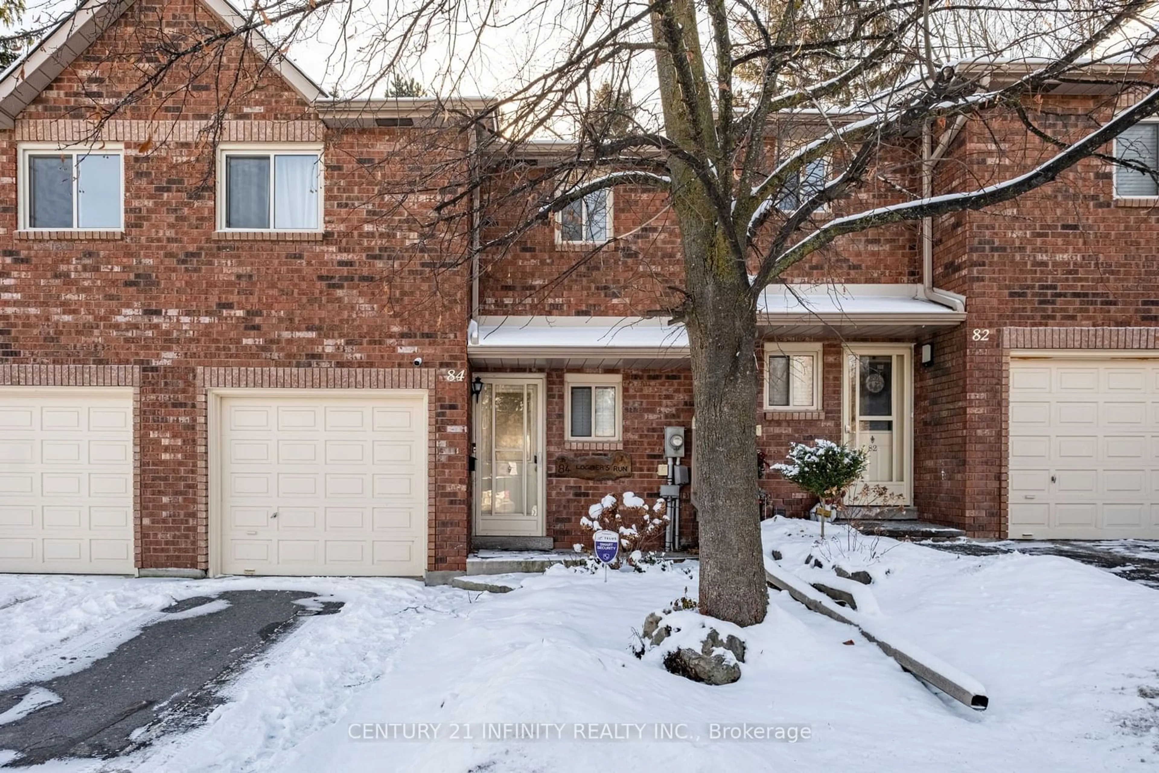 Home with brick exterior material, street for 84 Loggers Run #80, Barrie Ontario L4N 6W8