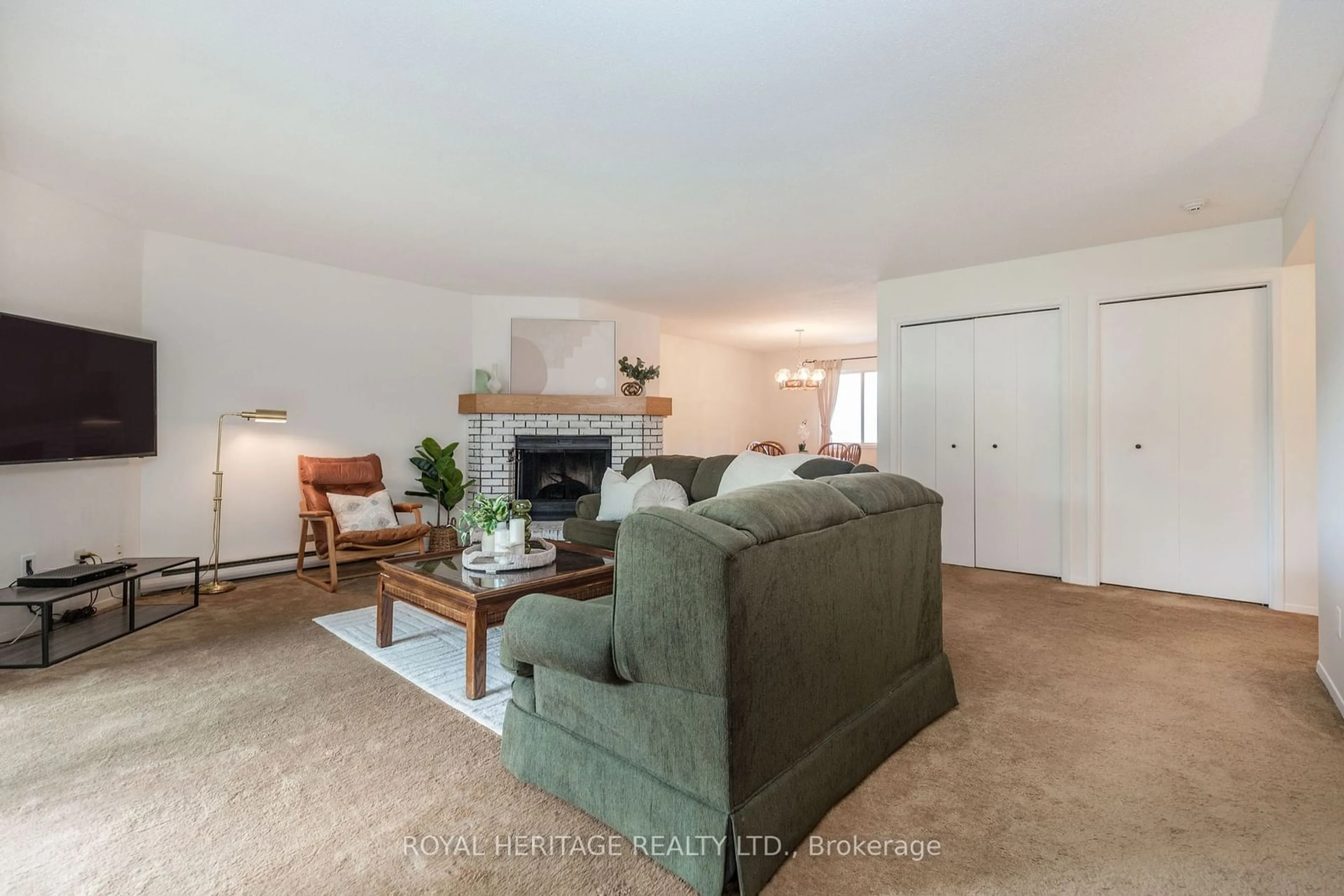 Living room with furniture, unknown for 1102 Horseshoe Valley Rd #311, Oro-Medonte Ontario L4M 4Y8