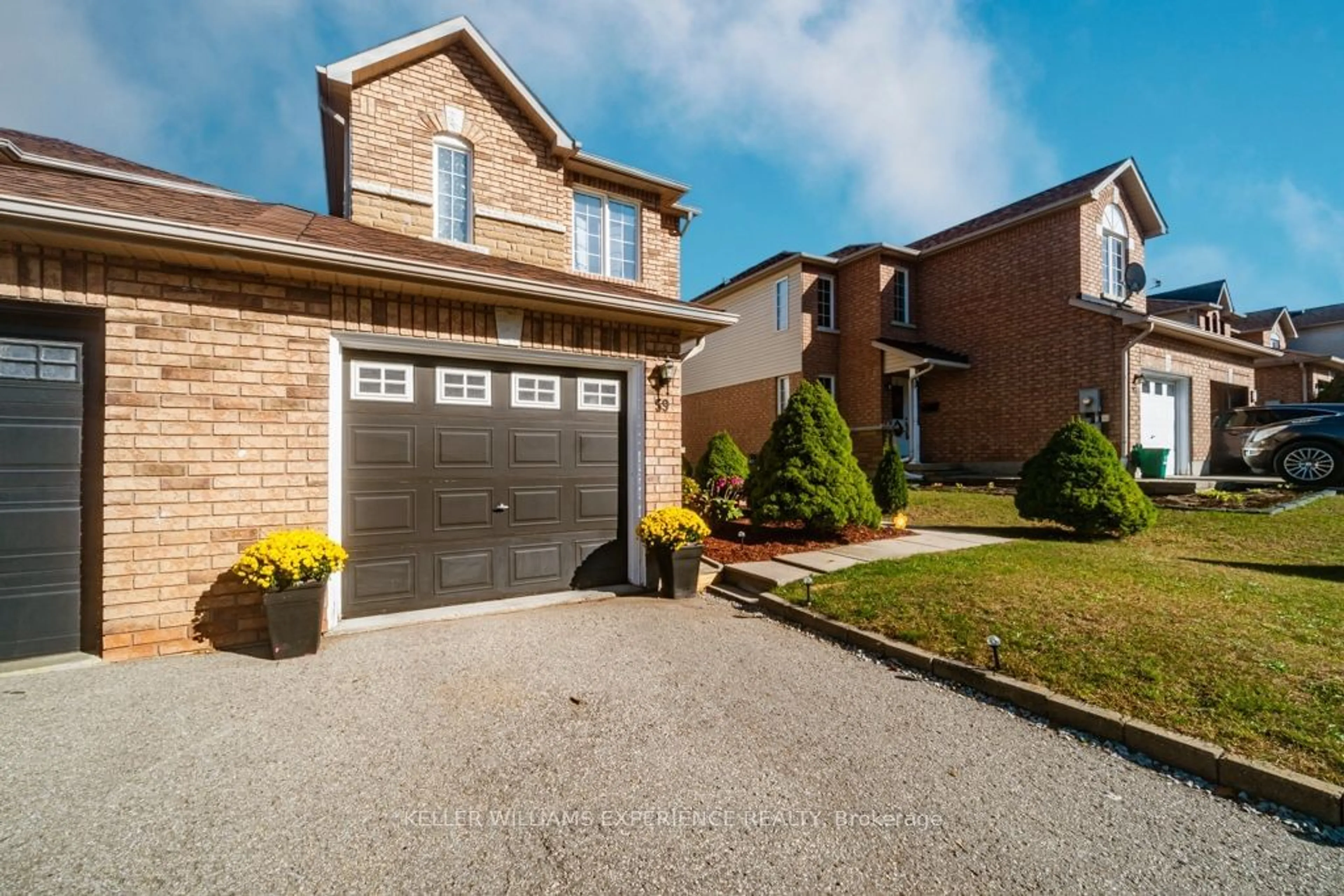 Home with brick exterior material, street for 59 Hawthorne Cres, Barrie Ontario L4N 9Y7