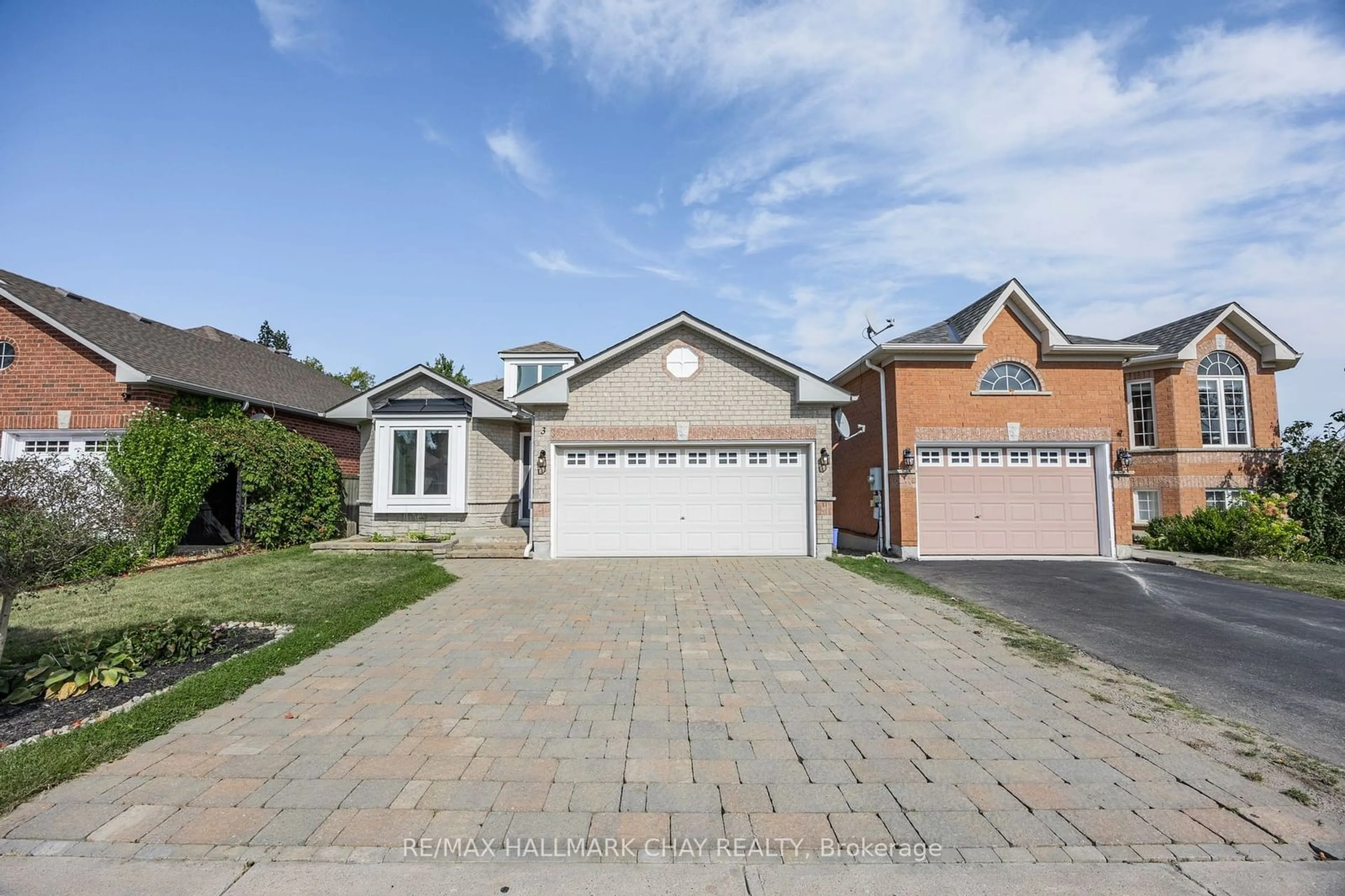 Home with brick exterior material, street for 3 Duval Dr, Barrie Ontario L4M 6V2