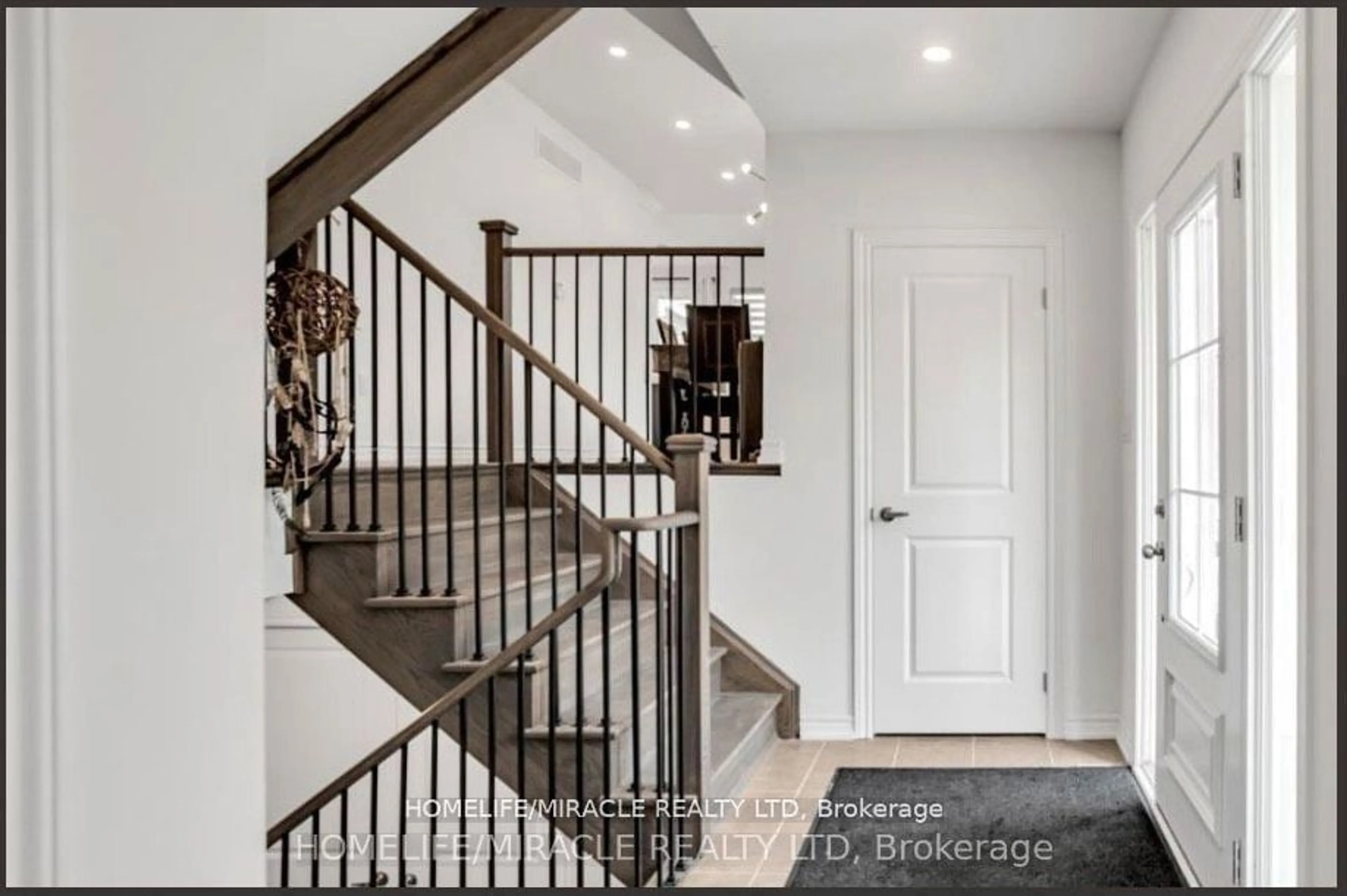 Stairs for 3205 Mosley St, Wasaga Beach Ontario L9Z 1V5