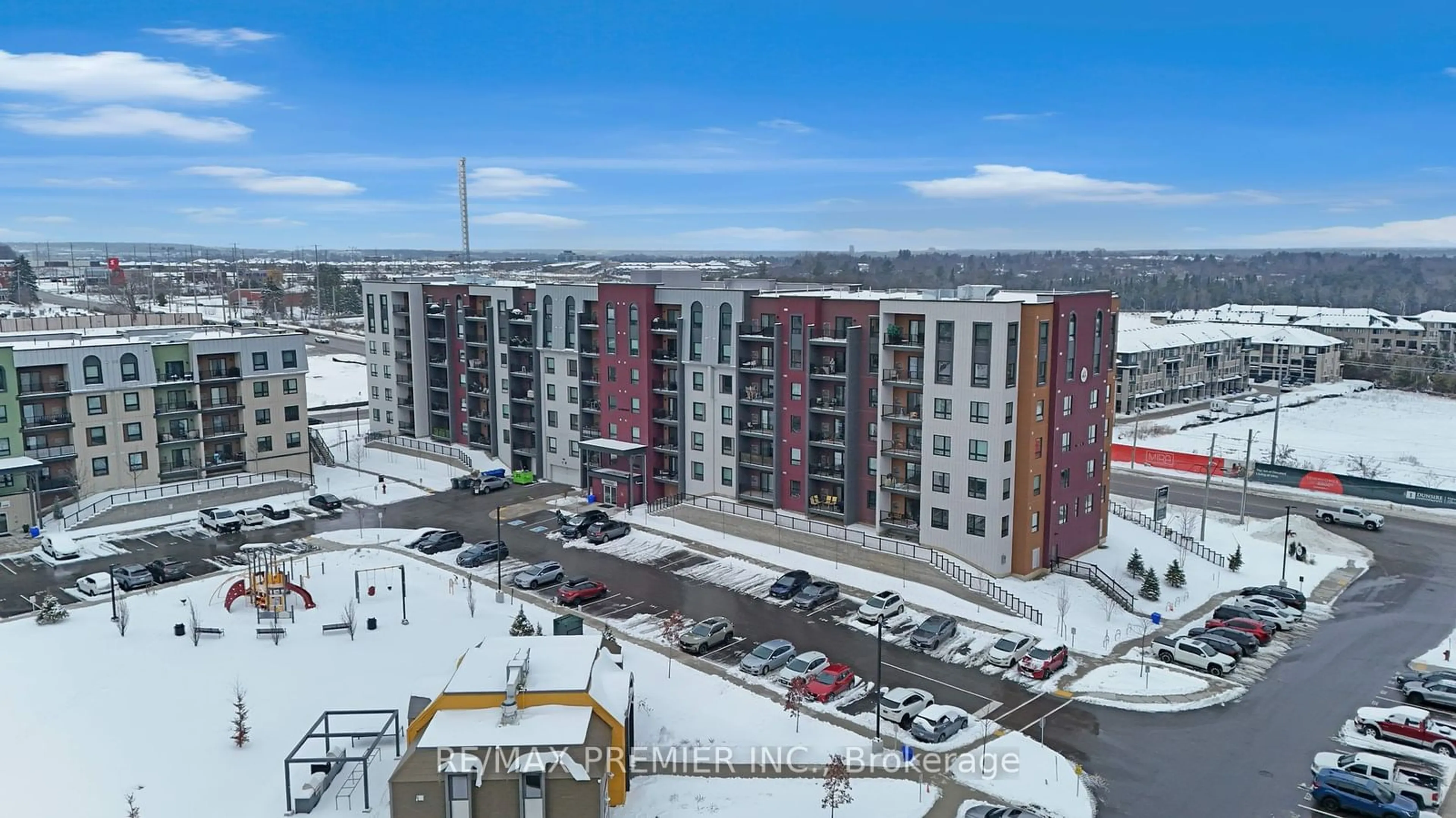 A pic from outside/outdoor area/front of a property/back of a property/a pic from drone, city buildings view from balcony for 4 Spice Way #404, Barrie Ontario L9J 0M2