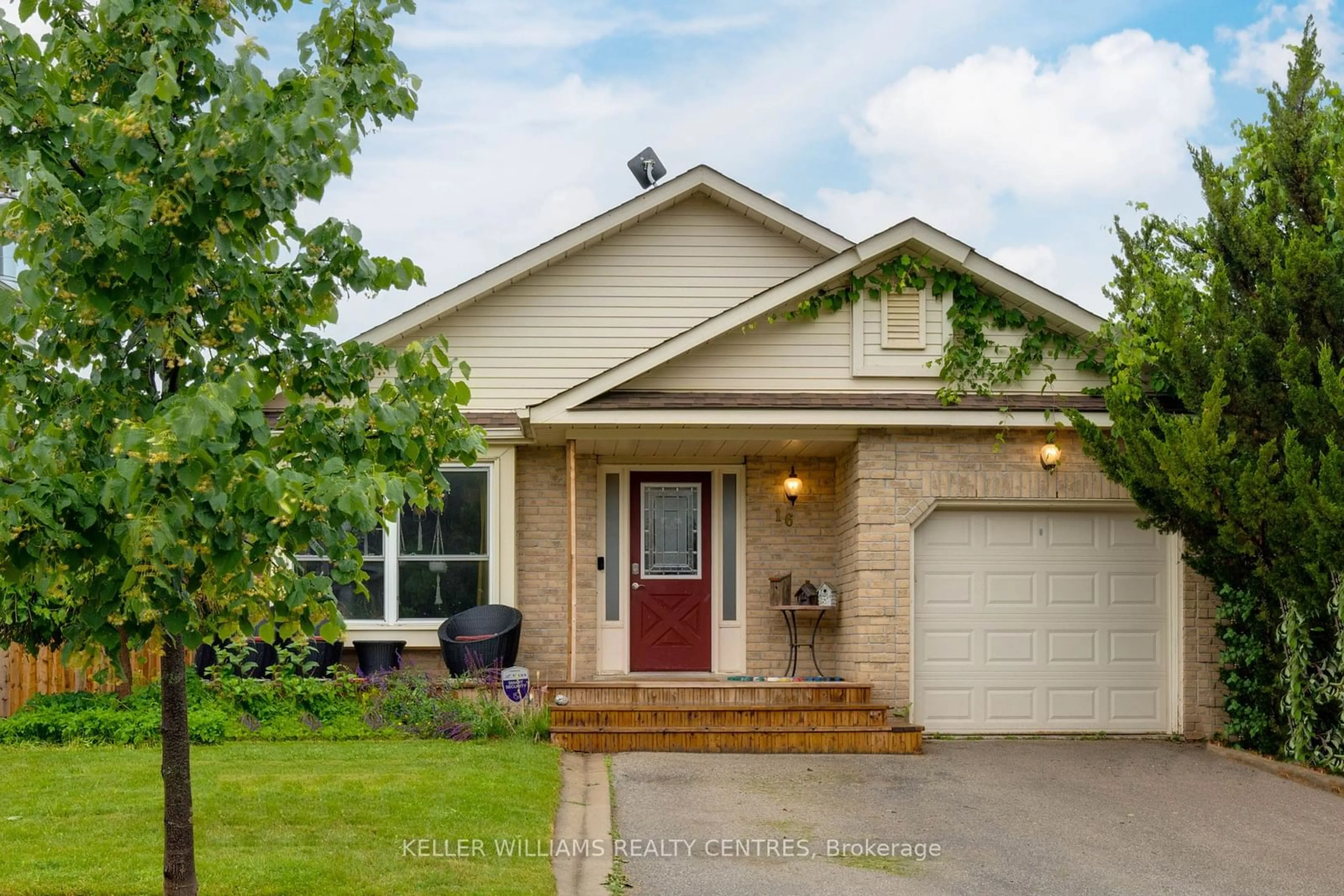 Home with brick exterior material, street for 16 Gosney Cres, Barrie Ontario L4N 6T6