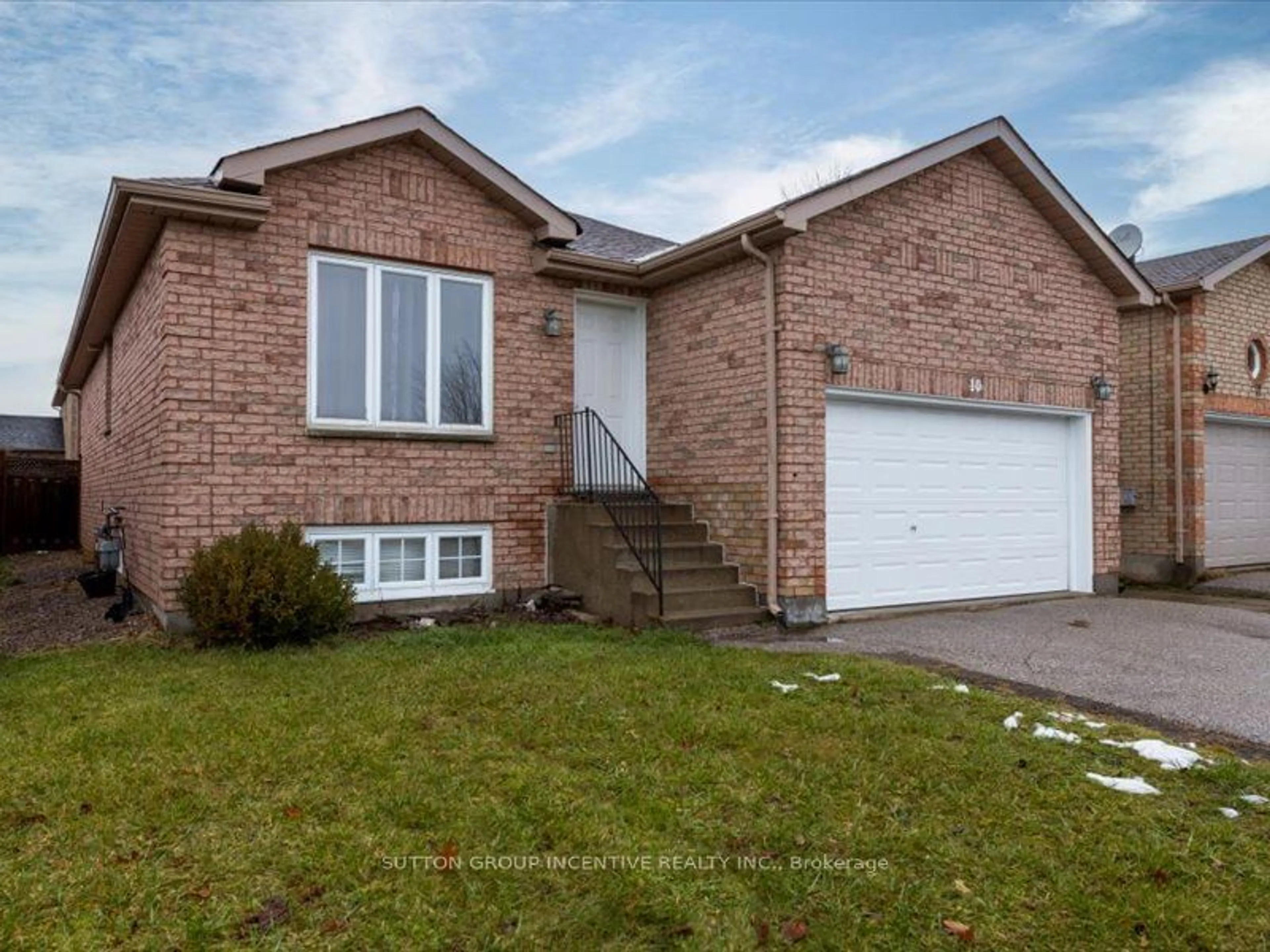 Home with brick exterior material, street for 10 Larkin Dr, Barrie Ontario L4M 6T2