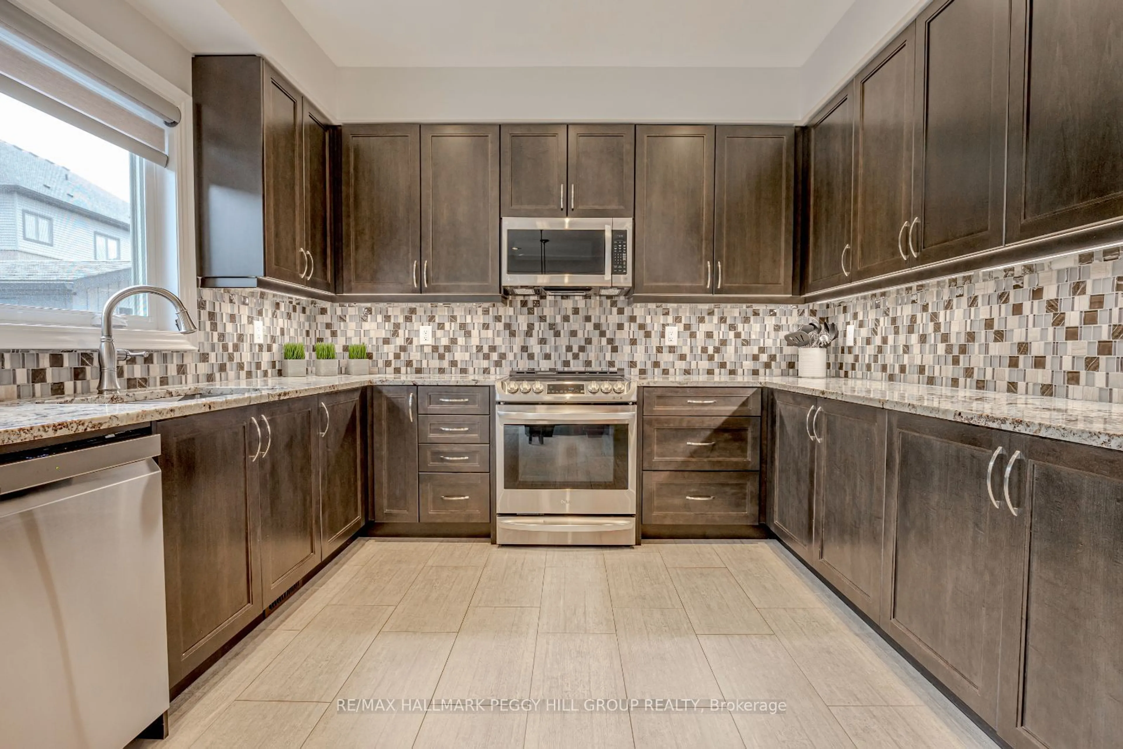 Contemporary kitchen, ceramic/tile floor for 41 Landscape Dr, Oro-Medonte Ontario L0L 2L0