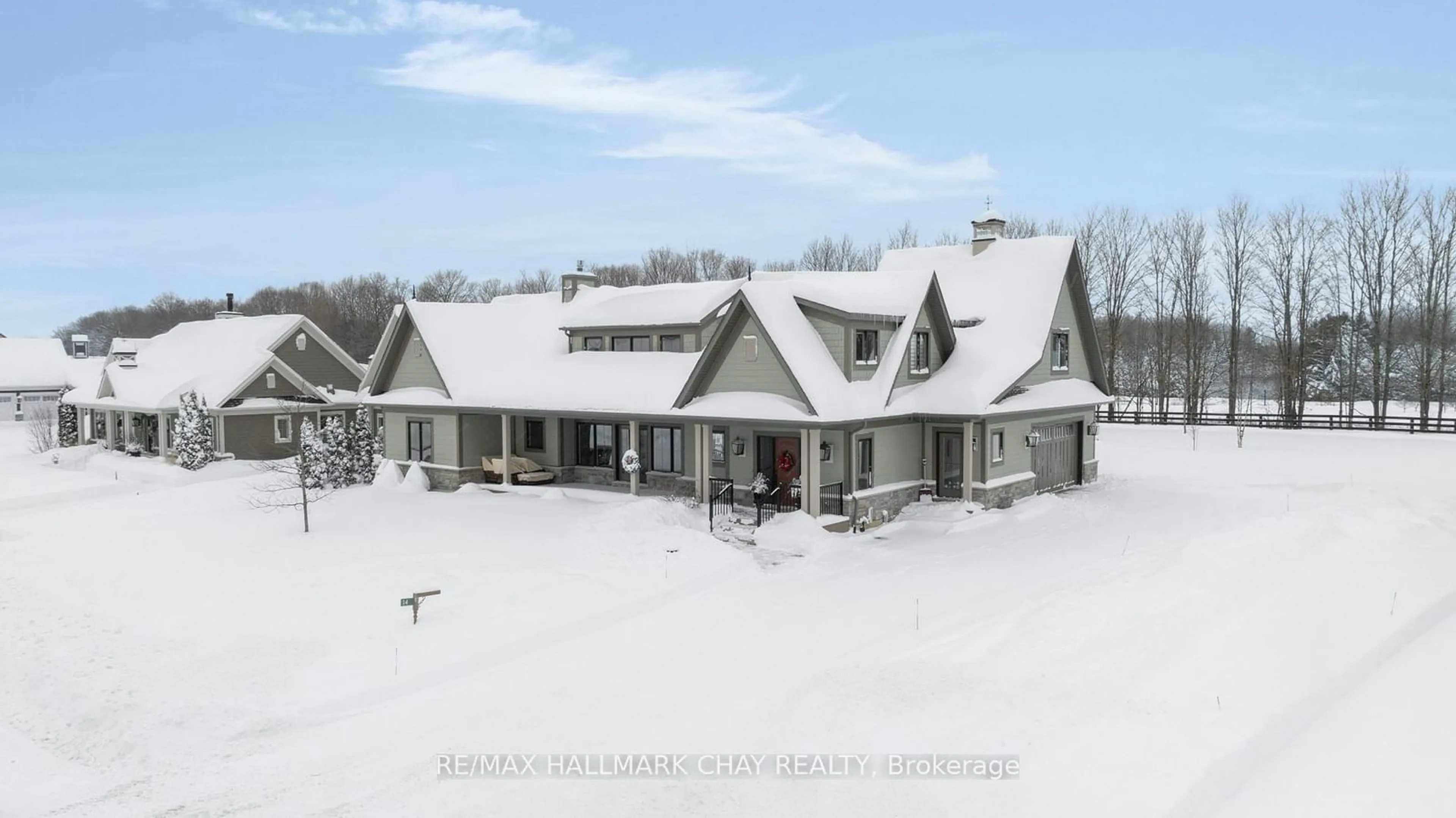 A pic from outside/outdoor area/front of a property/back of a property/a pic from drone, unknown for 14 Georgian Grande Dr, Oro-Medonte Ontario L0K 1E0