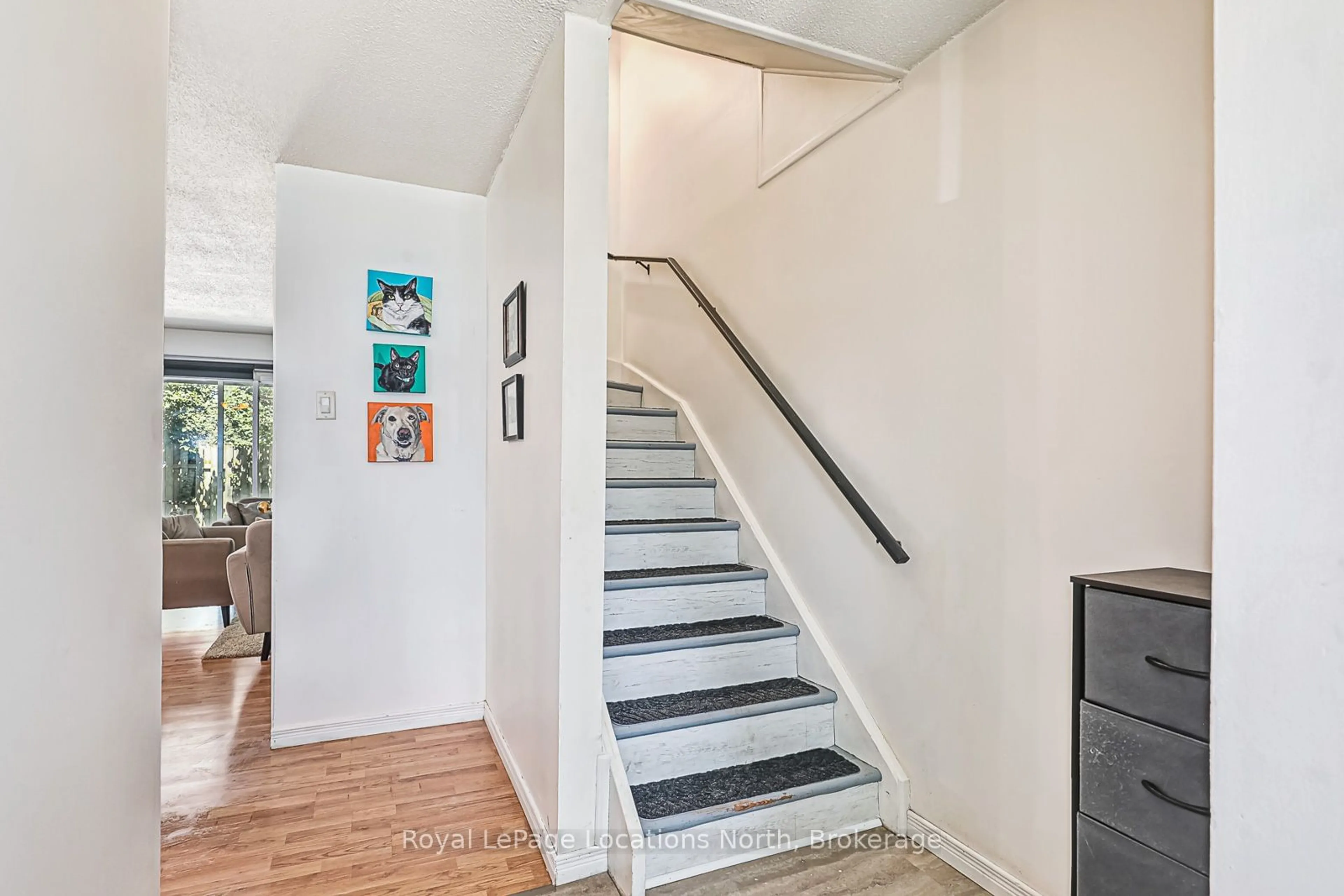 Stairs for 592 Tenth St #32, Collingwood Ontario L9Y 4C1