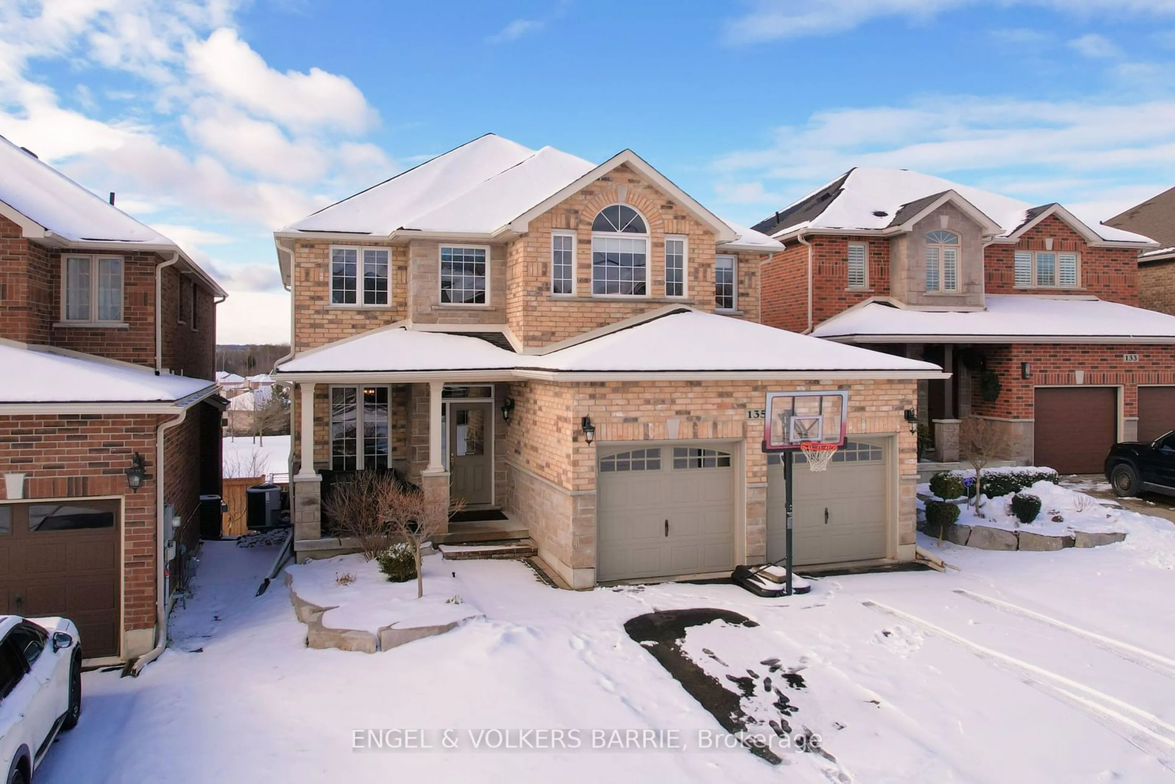 Home with brick exterior material, street for 135 Jewel House Lane, Barrie Ontario L4N 0T3