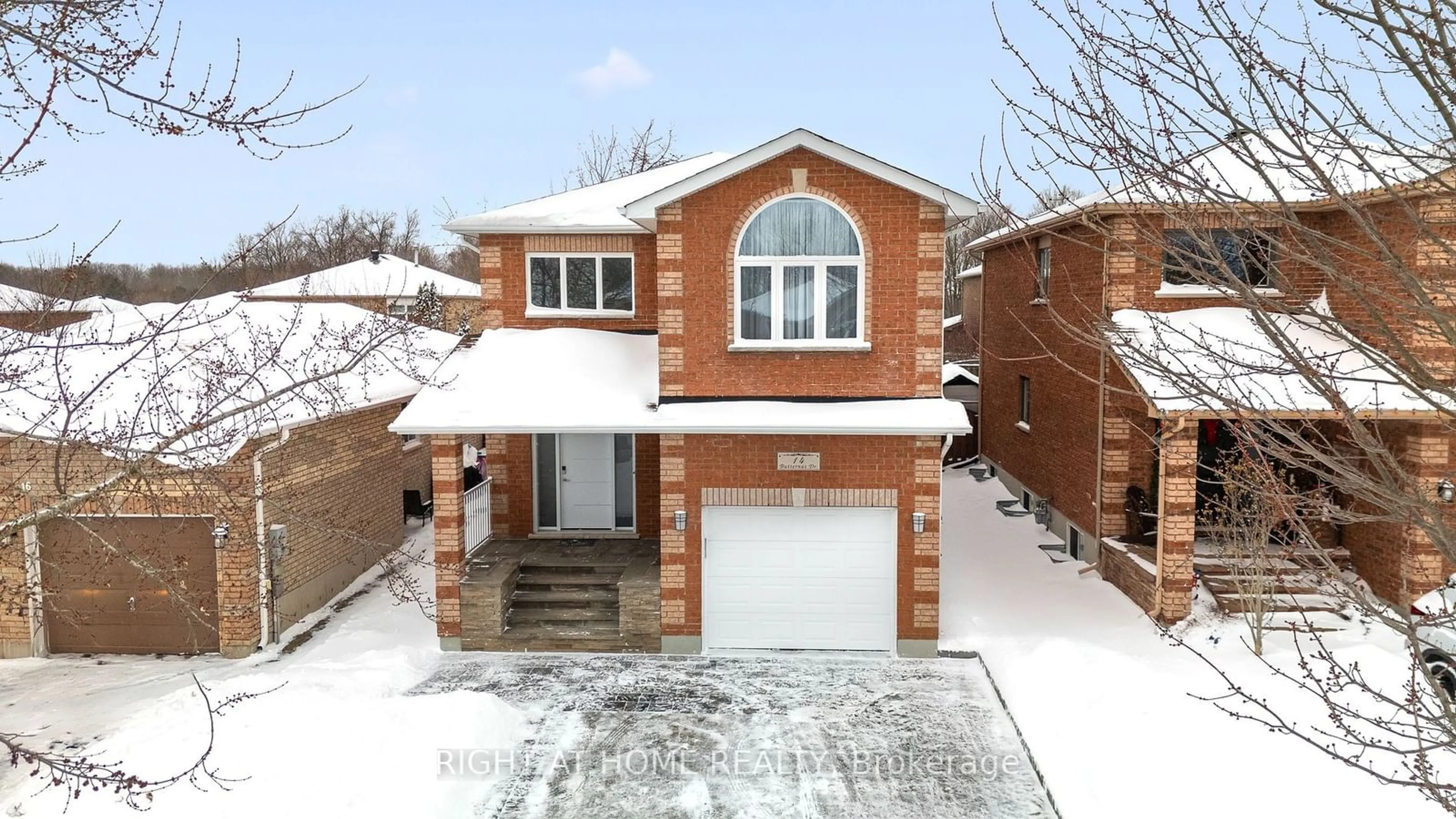 Home with brick exterior material, street for 14 Butternut Dr, Barrie Ontario L4N 0E2