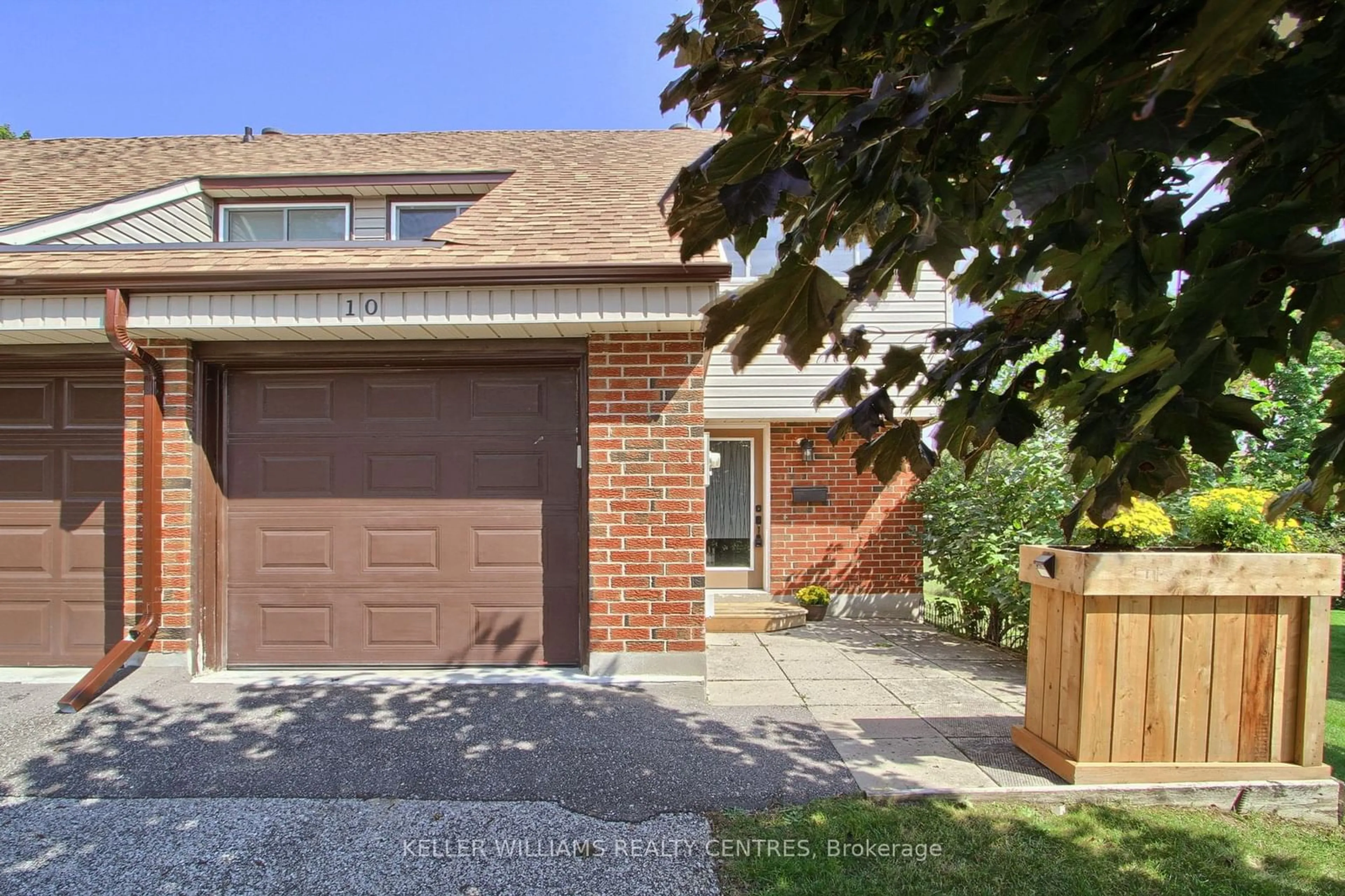 Home with brick exterior material, street for 441 Barrie Rd #10, Orillia Ontario L3V 6T9