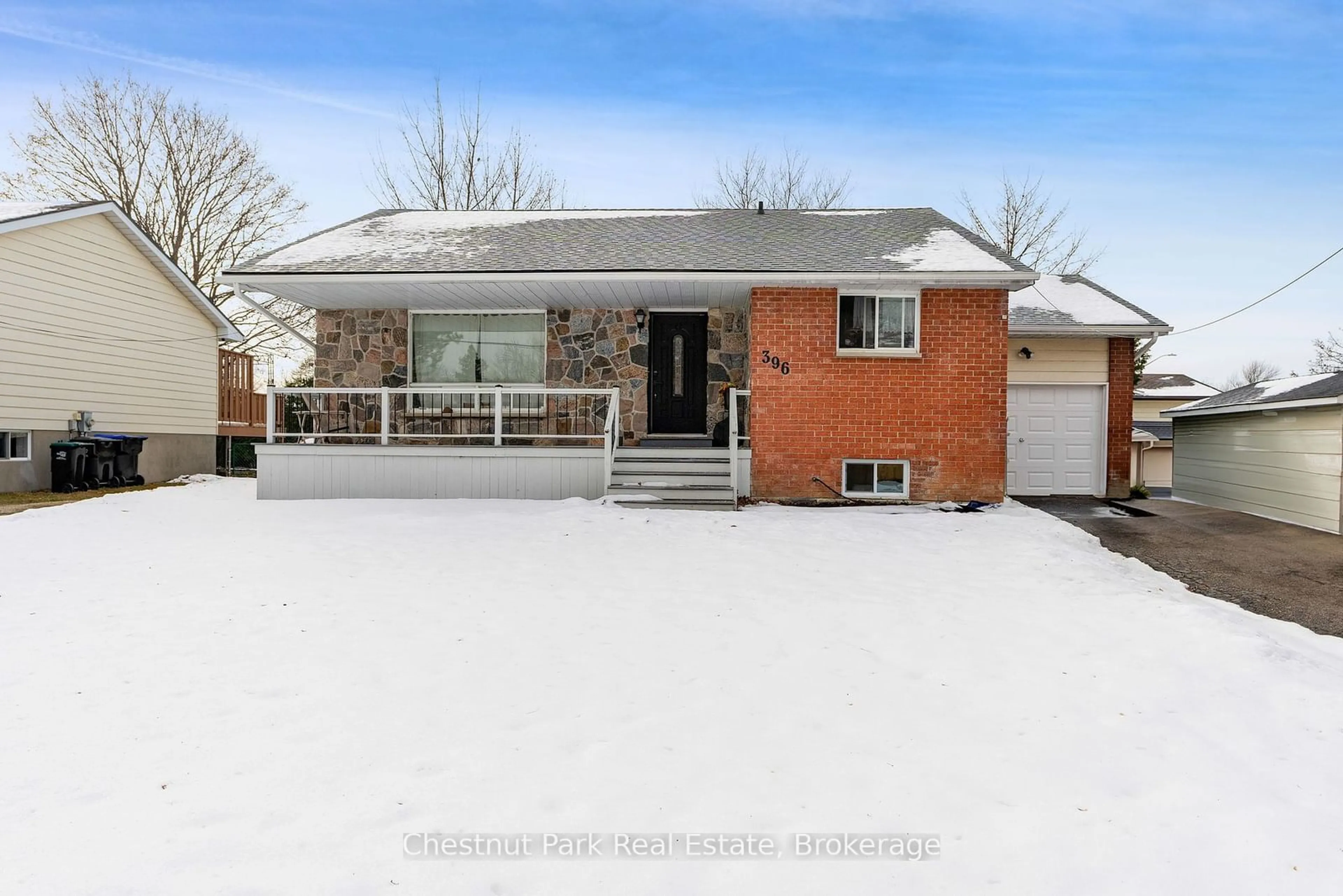 Home with brick exterior material, street for 396 Walnut St, Collingwood Ontario L9Y 4C7